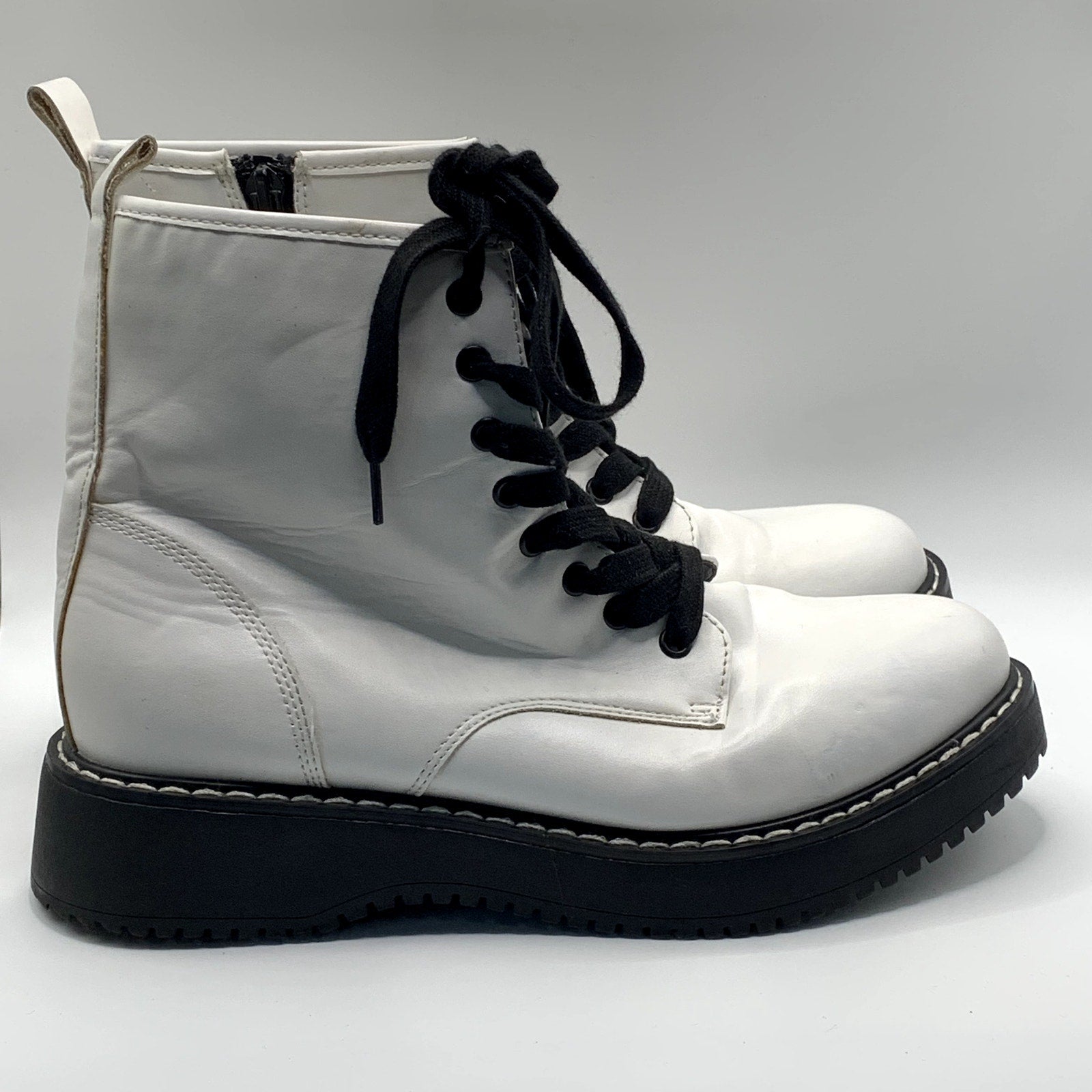 MADDEN GIRL Women's White Kurtt Faux-Leather Side-Zip Lace-Up Combat Boots SZ7.5