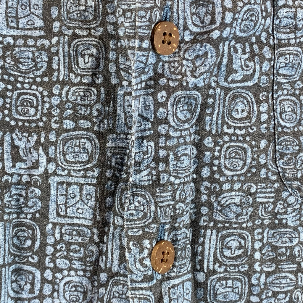 L.L. BEAN Men's Blue Tribal Traditional-Fit Button-Up Short Sleeve Shirt SZ L
