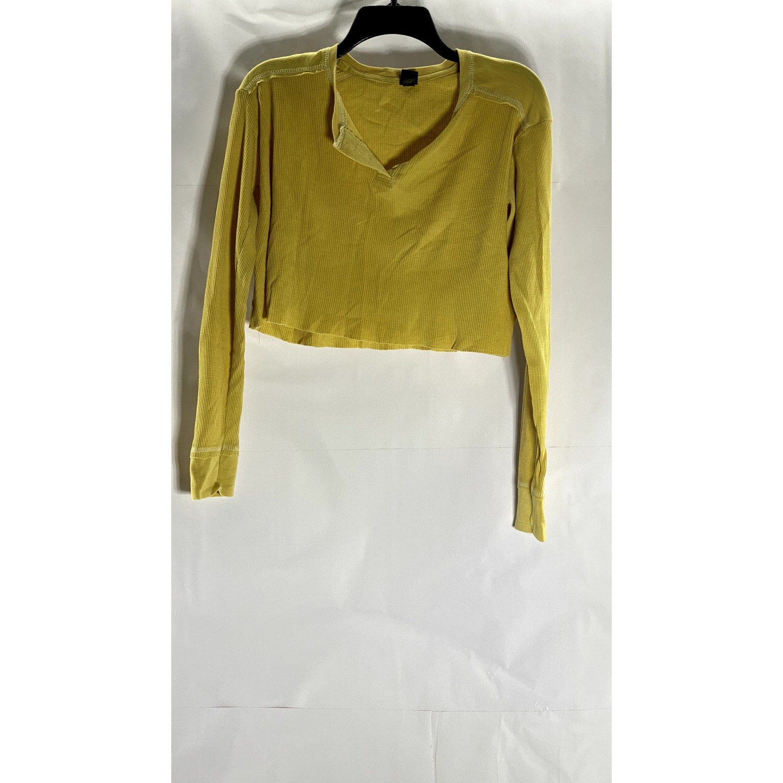 WILD FABLE Women's Yellow Long Sleeve Thermal Henley Crop Top SZ M