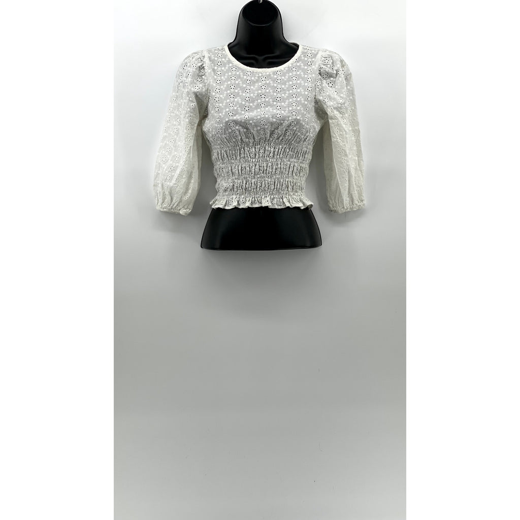 SO Women's White Floral Eyelet Smocked Crewneck Long Sleeve Cropped Top SZ XS