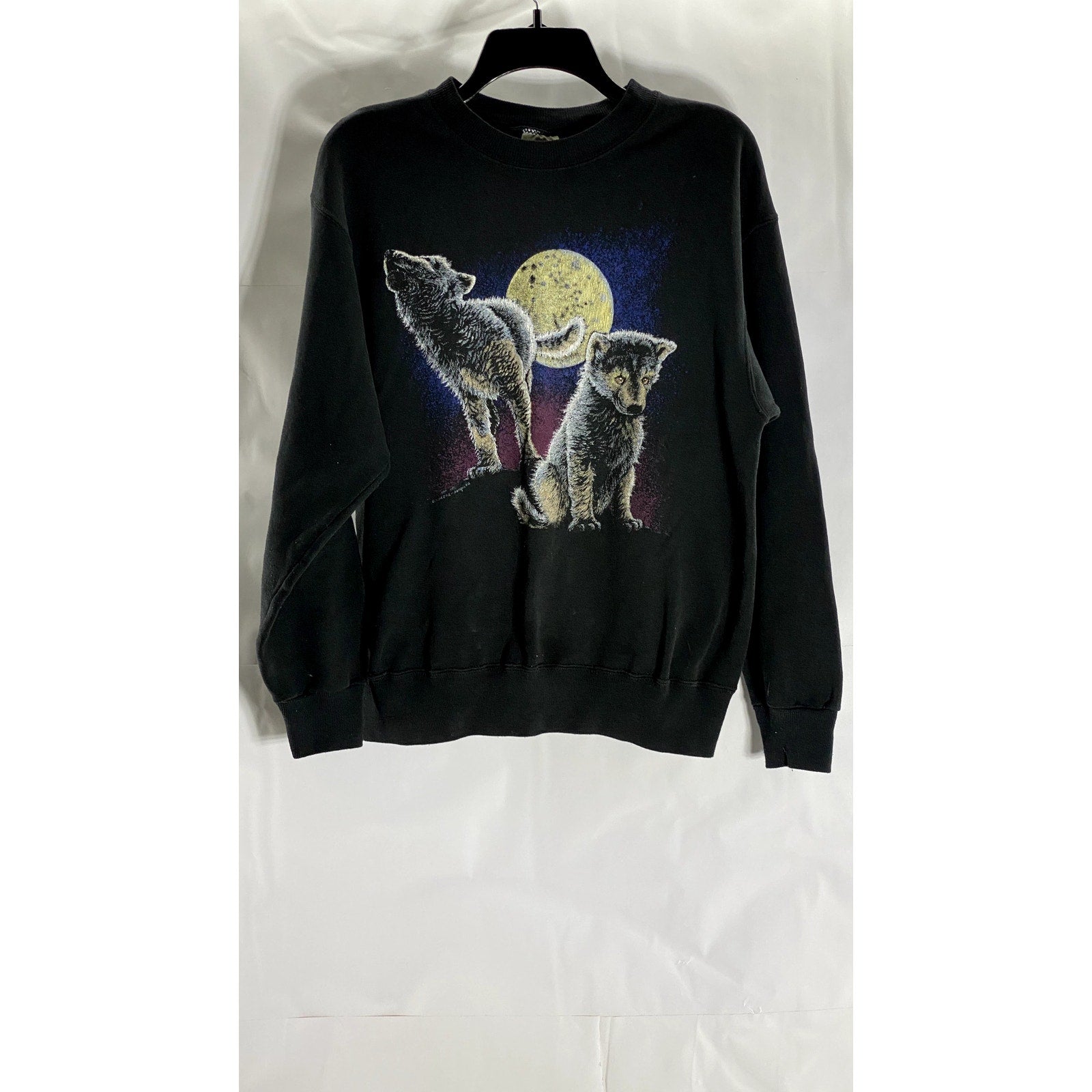 HANES ACTIVEWEAR Women's Vintage Black Wolf Moon Graphic Crewneck Sweatshirt SZM