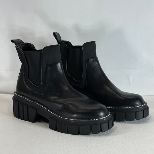 BCBGENERATION Women's Black Faux Leather Ulysa Lug-Sole Chelsea Boots SZ 9.5