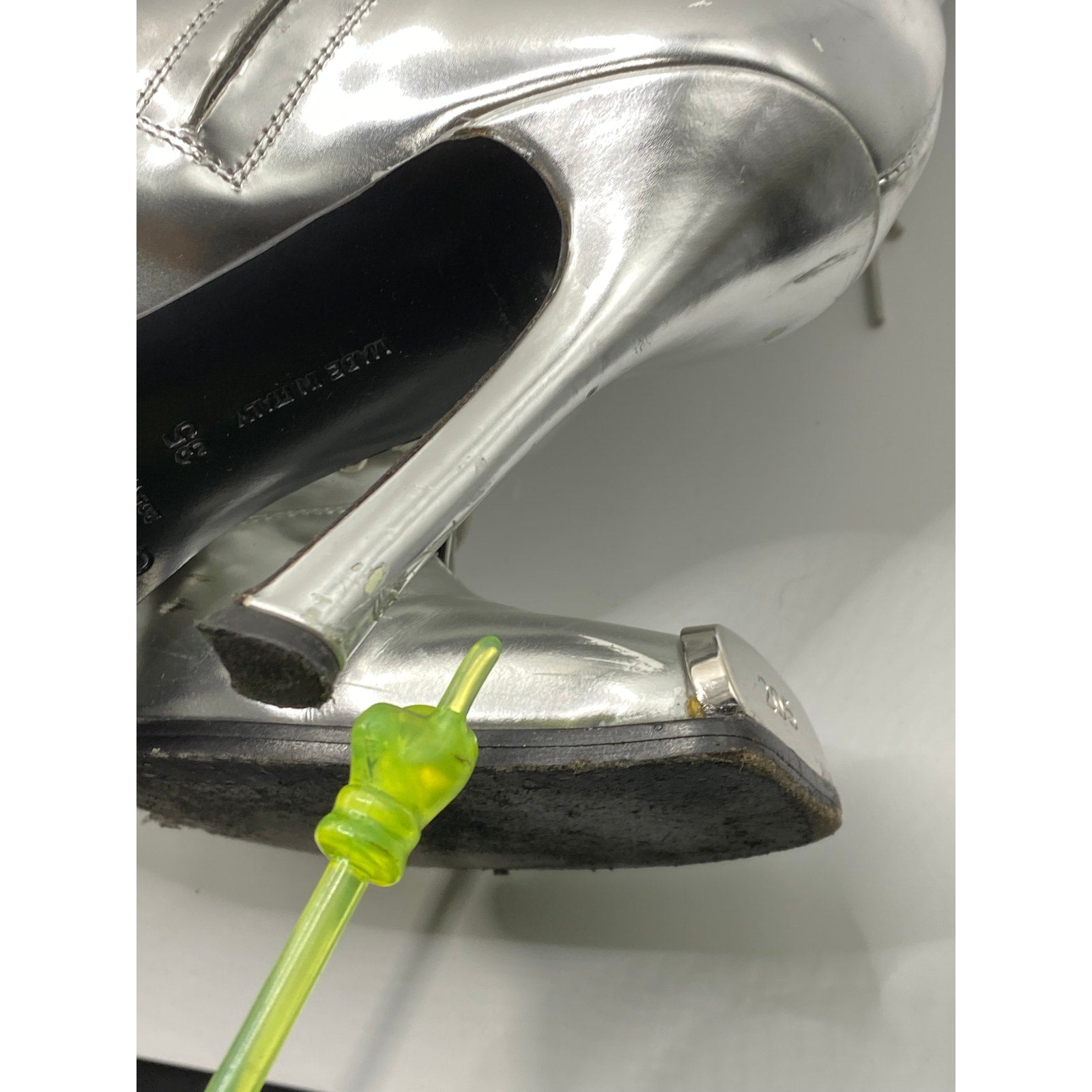 CALVIN KLEIN Women's Silver Metallic Windora Mid Lace-Up Grunge Boots SZ 5