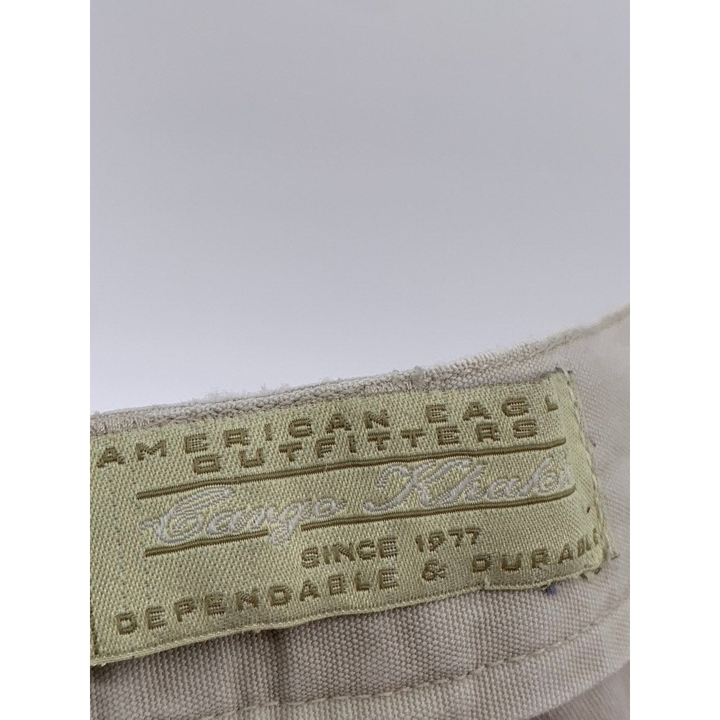 AMERICAN EAGLE Women's Vintage Beige Denim Cargo Shorts SZ 4