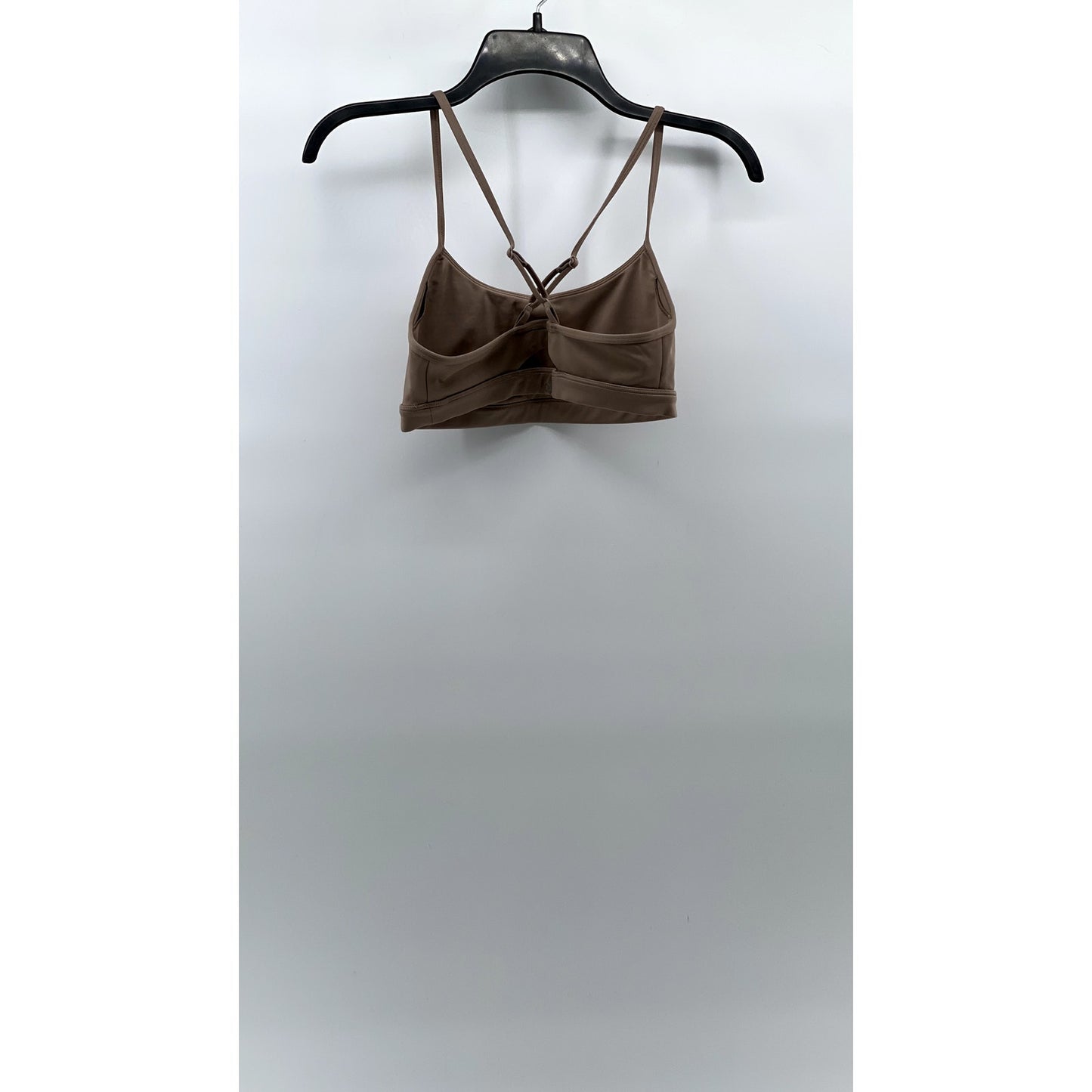ALO Women's Gravel Tan Scoop-Neck Cross-Back Airlift Intrigue Bra SZ S