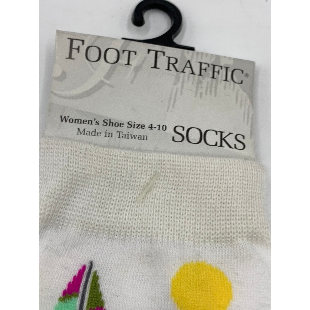 FOOT TRAFFIC Women's White Multi Sail Print Crew Socks SZ 4-10