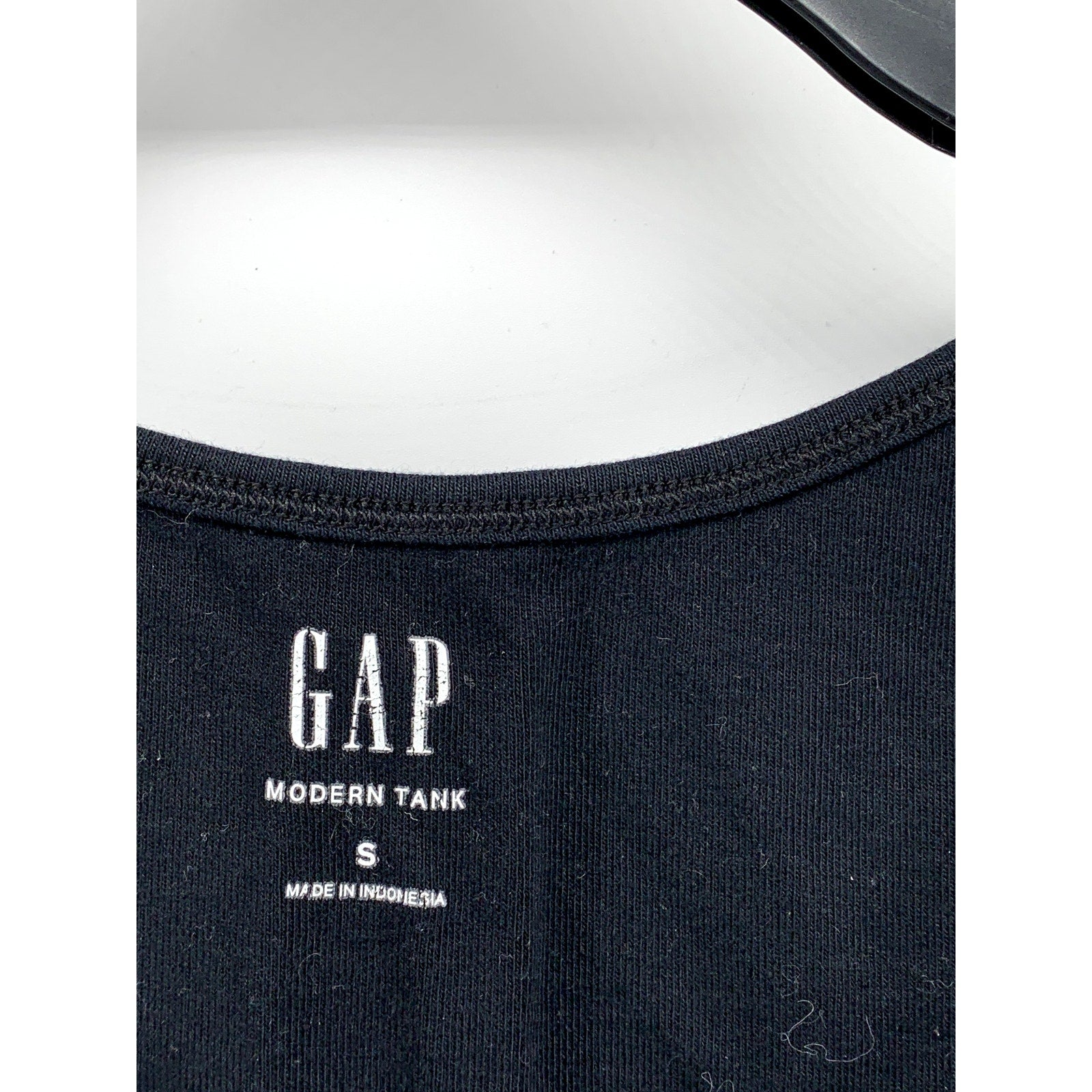 GAP Women's Black Solid Scoop-Neck Pullover Lightweight Modern Tank Top SZ S