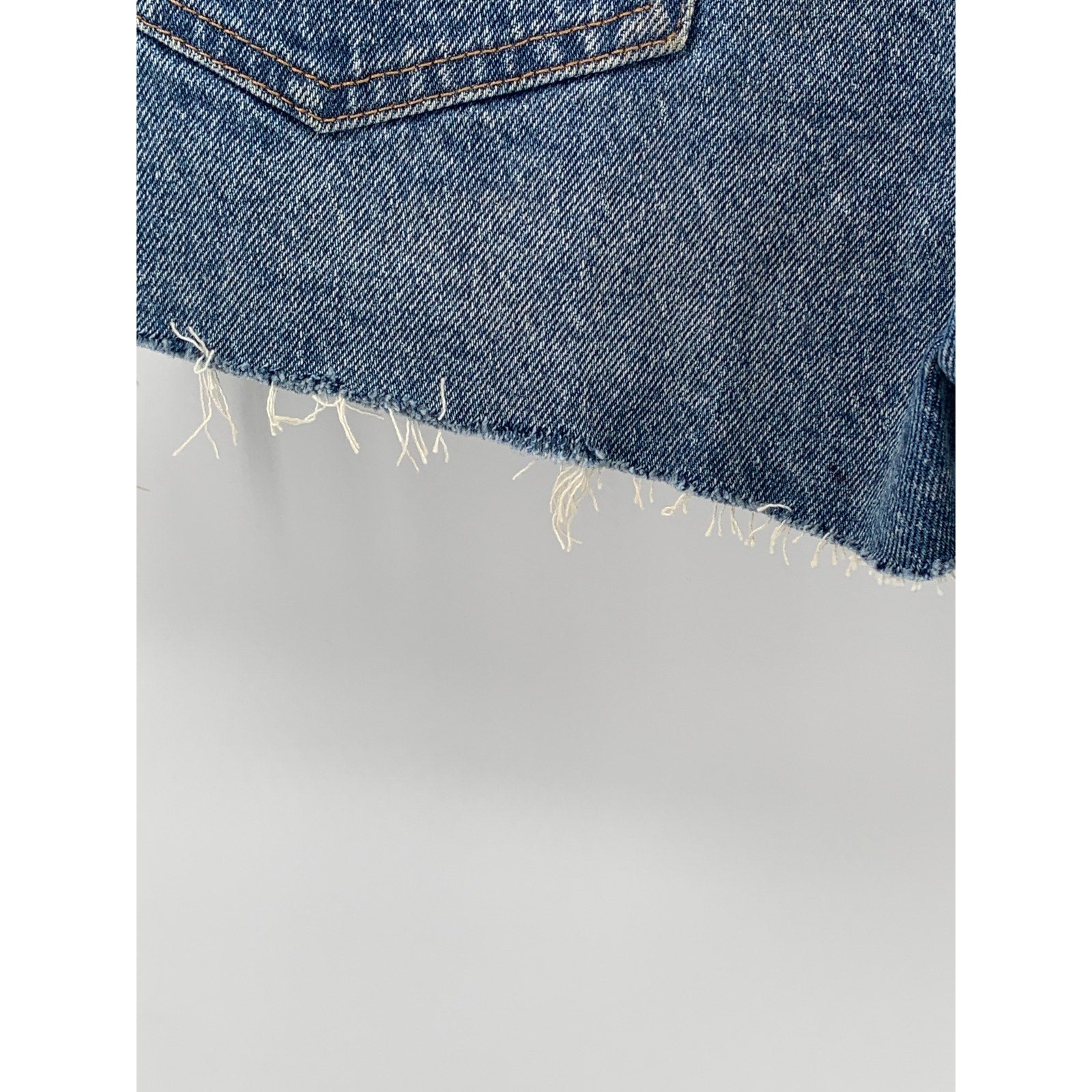 MADEWELL Women's Medium Blue Denim Frayed The Perfect Jean Short SZ 25