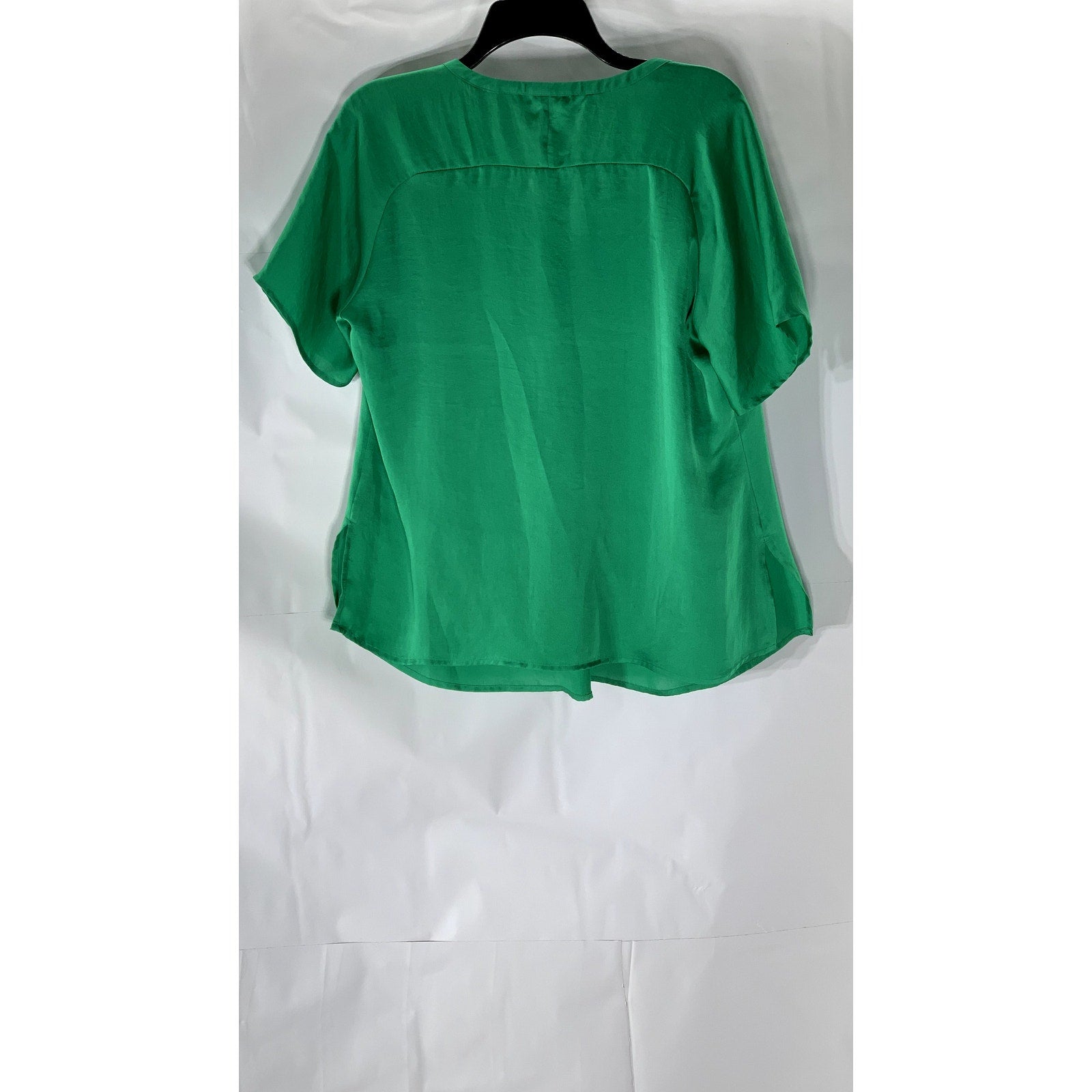 VIOLET & CLAIRE Women's Dark Green V-Neck Short Sleeve Side Slit Top SZ L