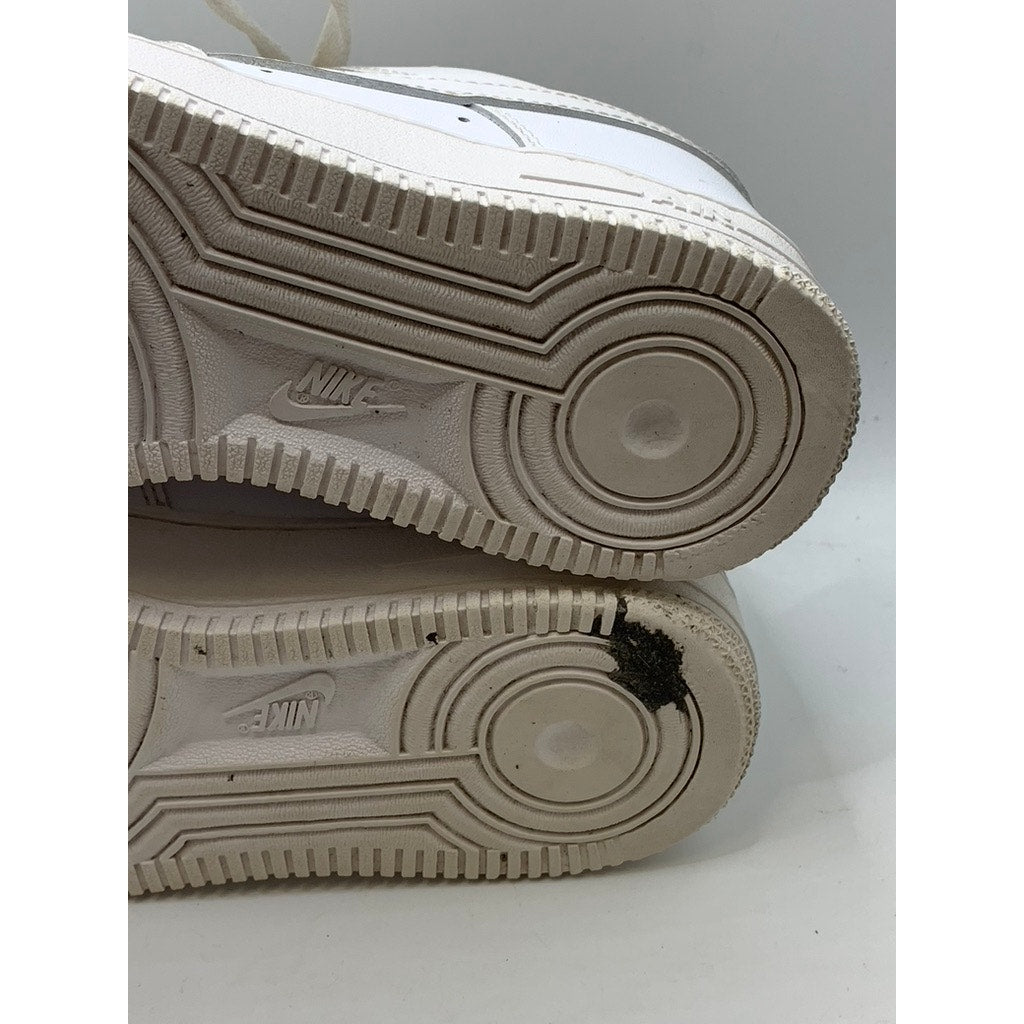 NIKE Men's White Air Force 1's Low Top Sneakers SZ 7