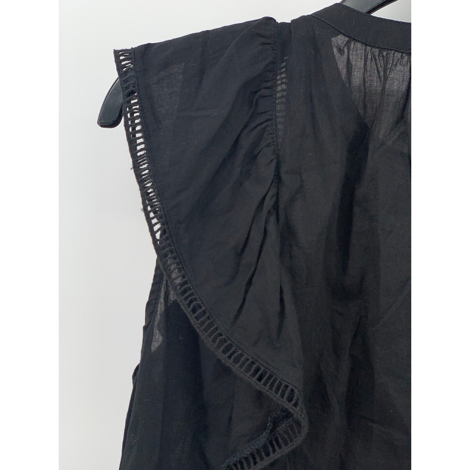 GAP Women's Black Flutter Short Sleeve Eyelet Pleated Half-Button Top SZ S