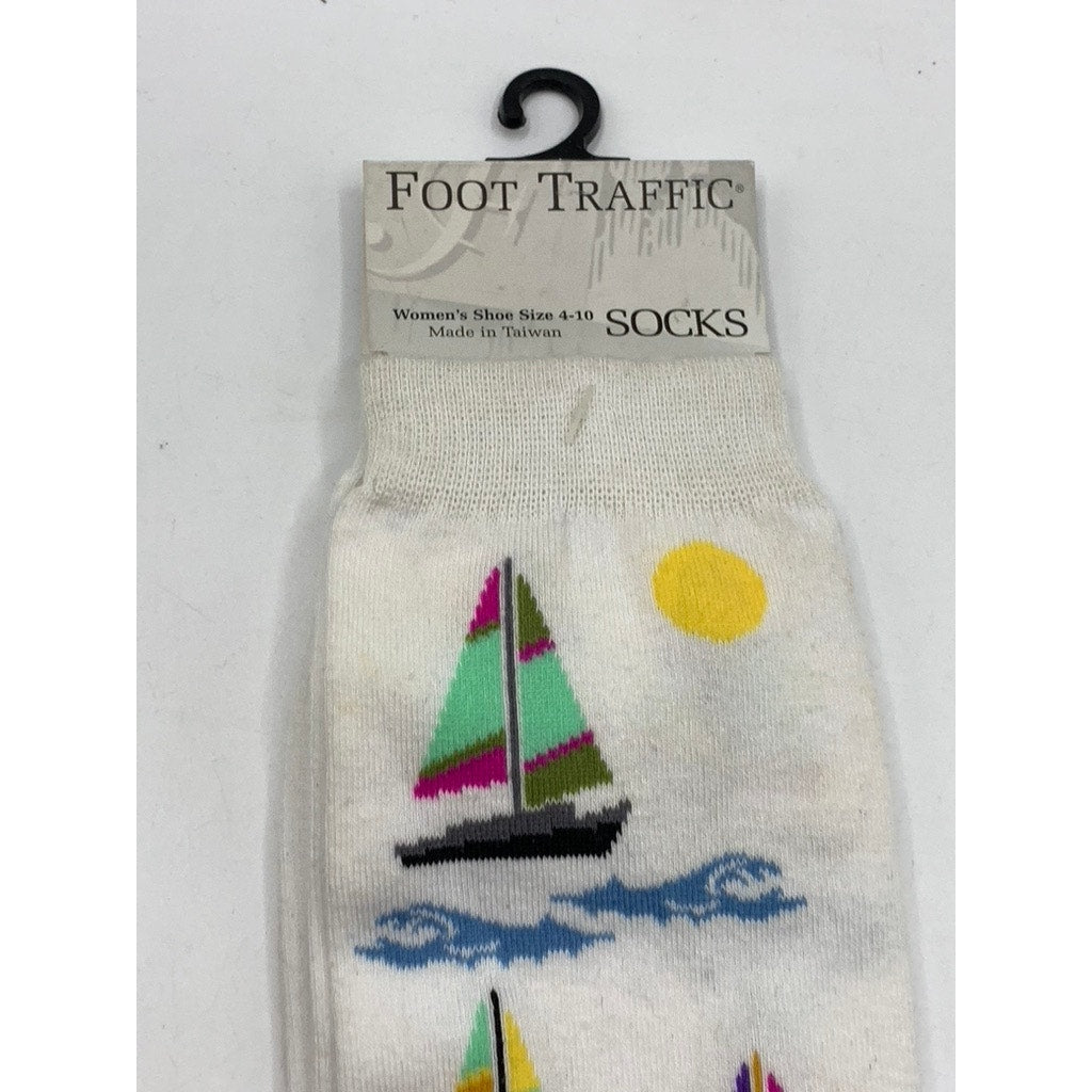 FOOT TRAFFIC Women's White Multi Sail Print Crew Socks SZ 4-10