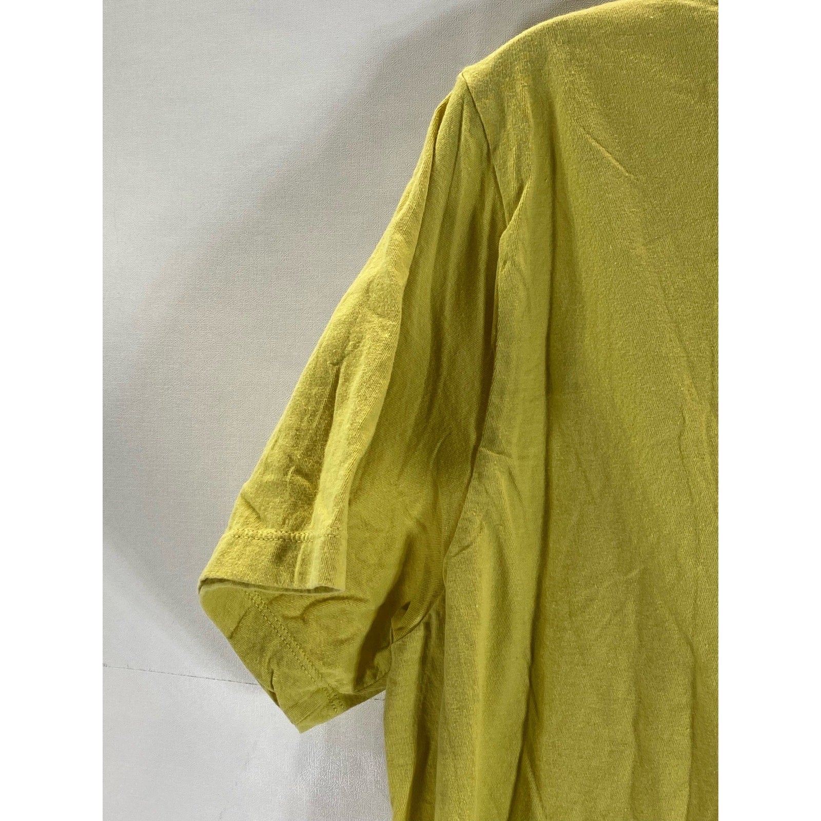 NIKE Men's Yellow Crewneck Grow Your Sole Graphic Short Sleeve T-Shirt SZ L