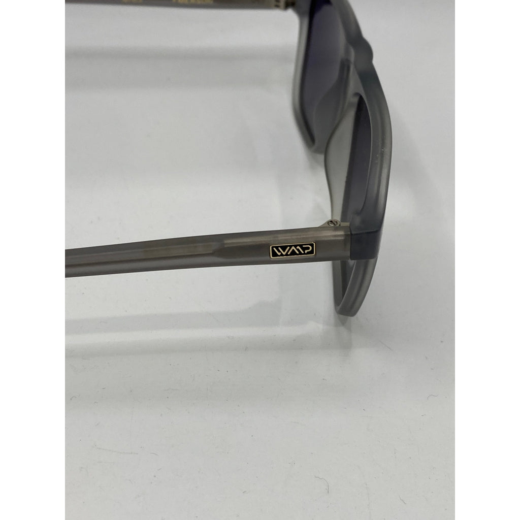 WMP Men's Gray Polarized Aviator One-Bridge Modern Square Lens Sunglasses