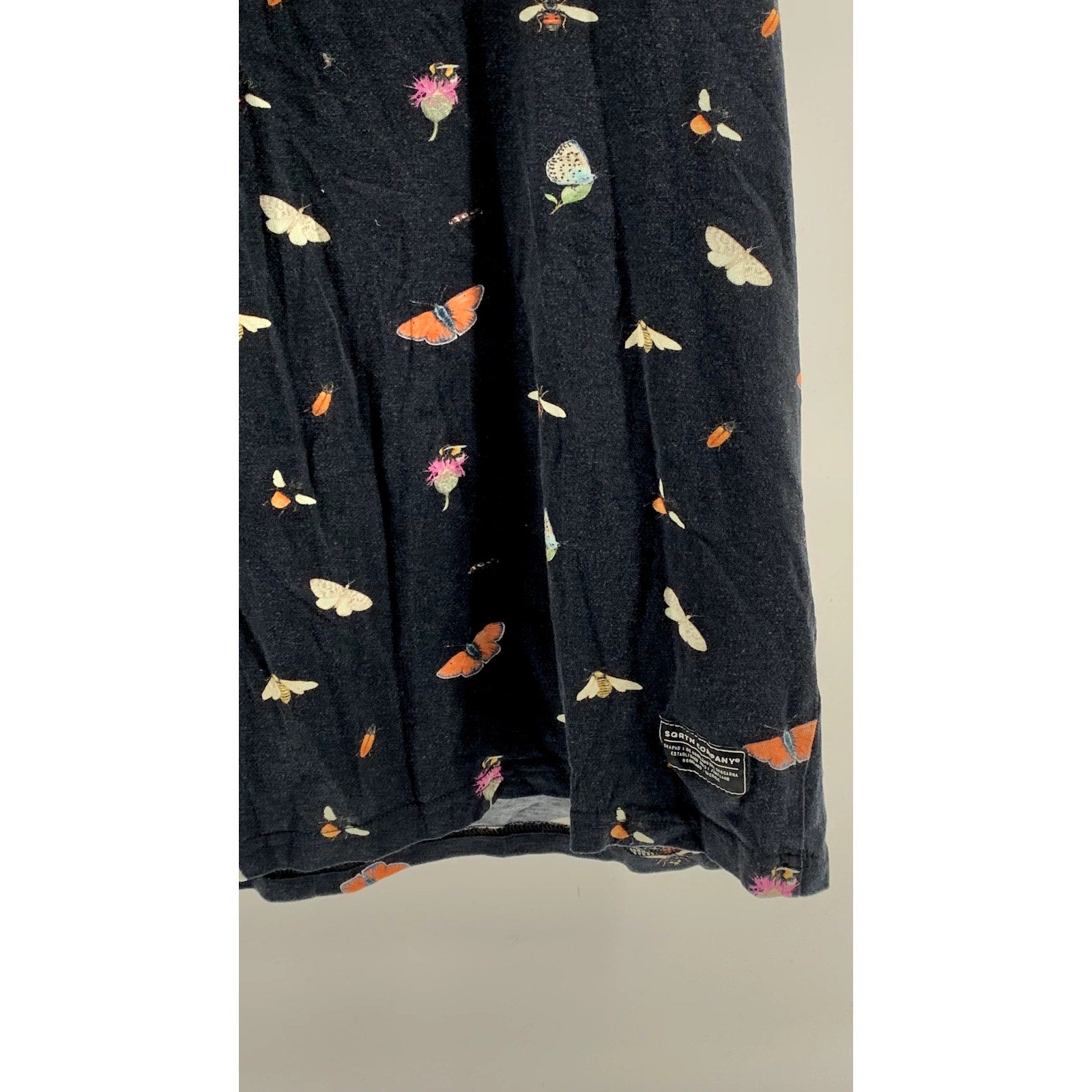 SQRTN COMPANY Unisex Adult Black Butterfly Crewneck Short Sleeve T-Shirt SZ XL