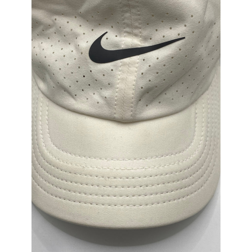 NIKE Men's White Dri-Fit ADV Heritage 86 Perforated Hat SZ OS