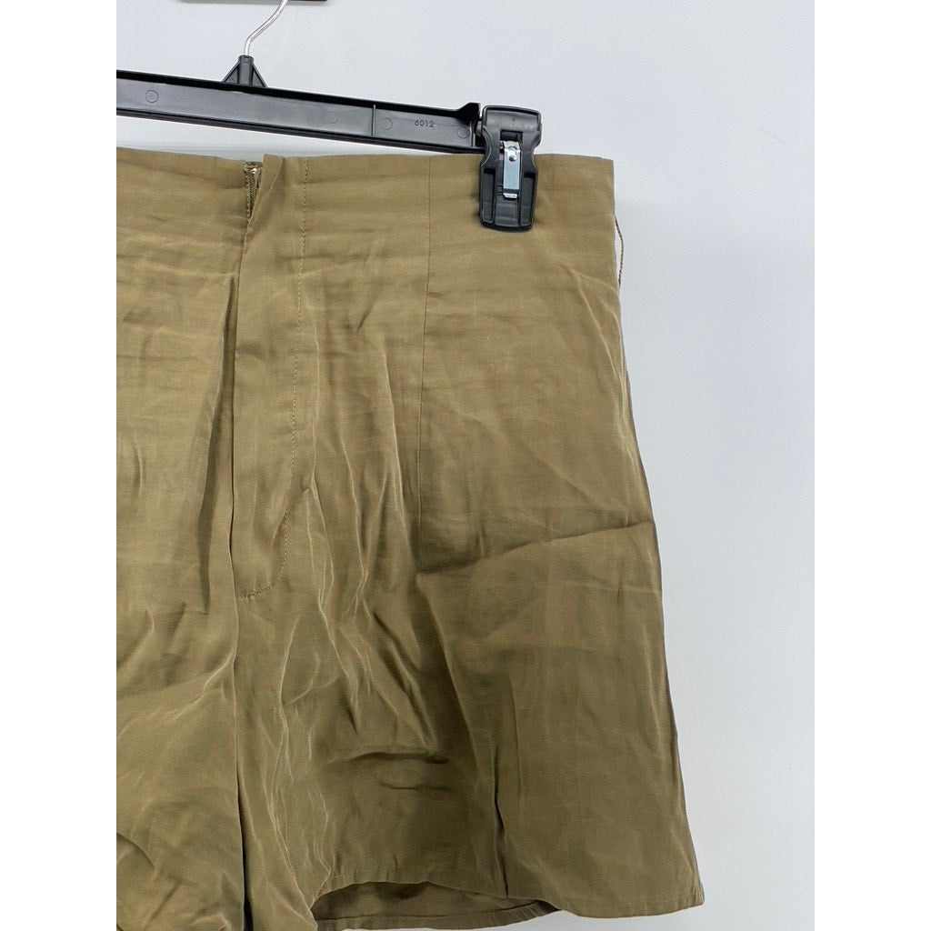FOREVER 21 CONTEMPORARY Women's Green Lightweight Shorts SZ L