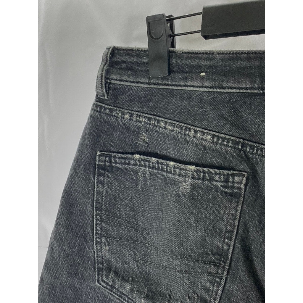 AMERICAN EAGLE Women's Washed Black Distressed Regular-Fit Cuffed Shorts SZ 10