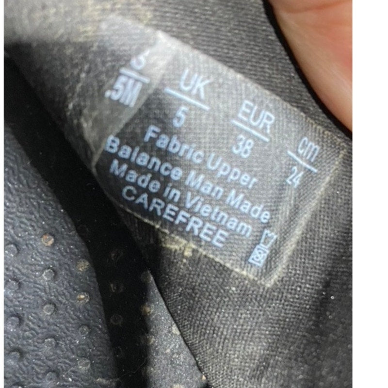 BZEES Women's Black Slip-On Open-Toe CareFree Wedge Sandals SZ 7.5