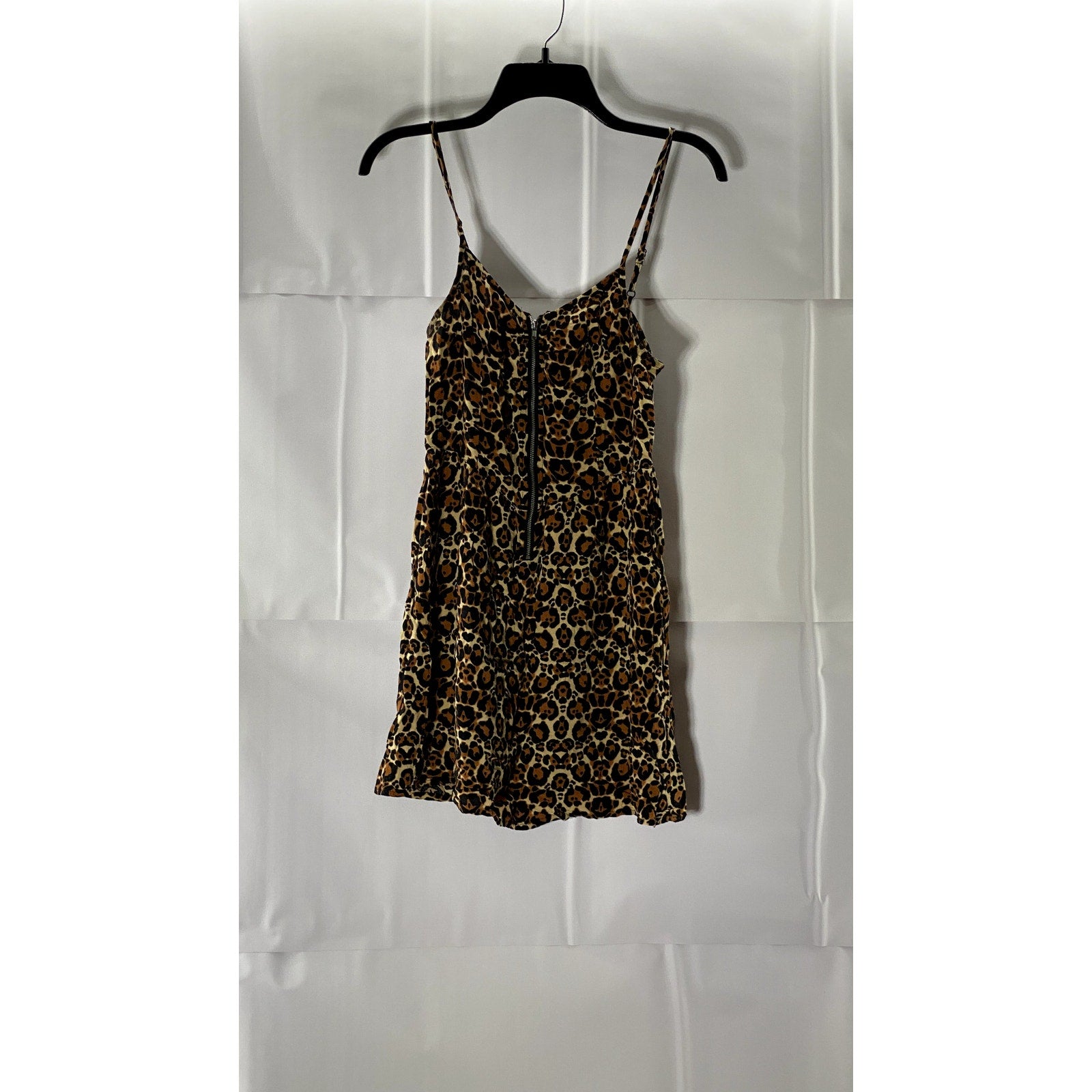 DIVIDED By H&M Women's Brown Leopard Print Front-Zip Adjustable Strap Dress SZ 6