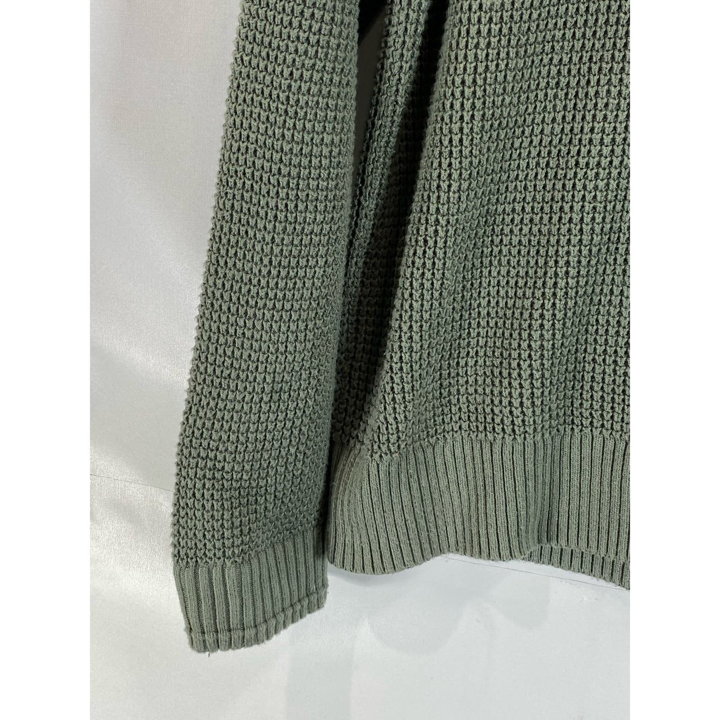 EVERLANE Men's Army Green Waffle Knit Crewneck Pullover Long Sleeve Sweater SZ L