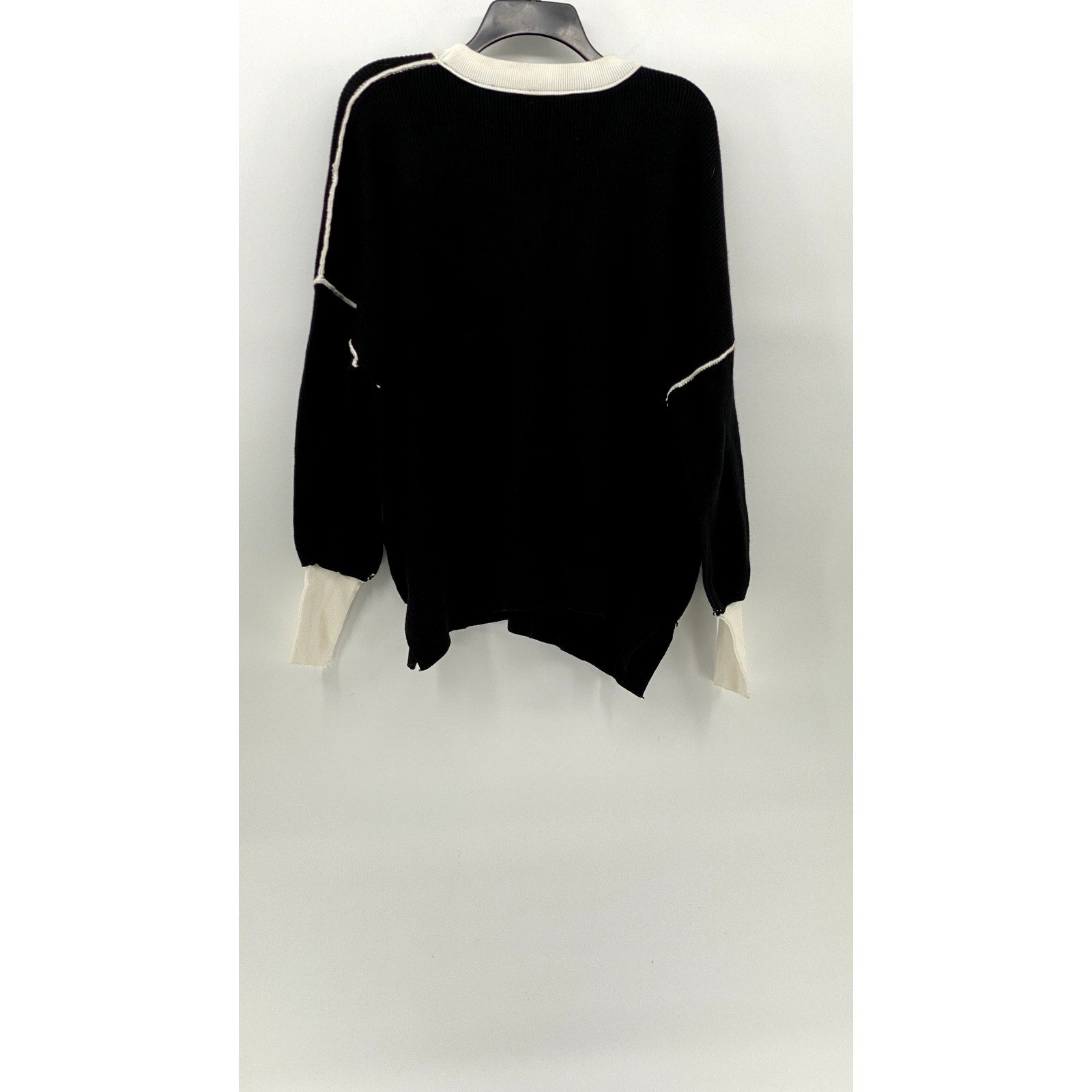 UNBRANDED Women's Black-White Crewneck Ribbed Drop Shoulder Sweater SZ M