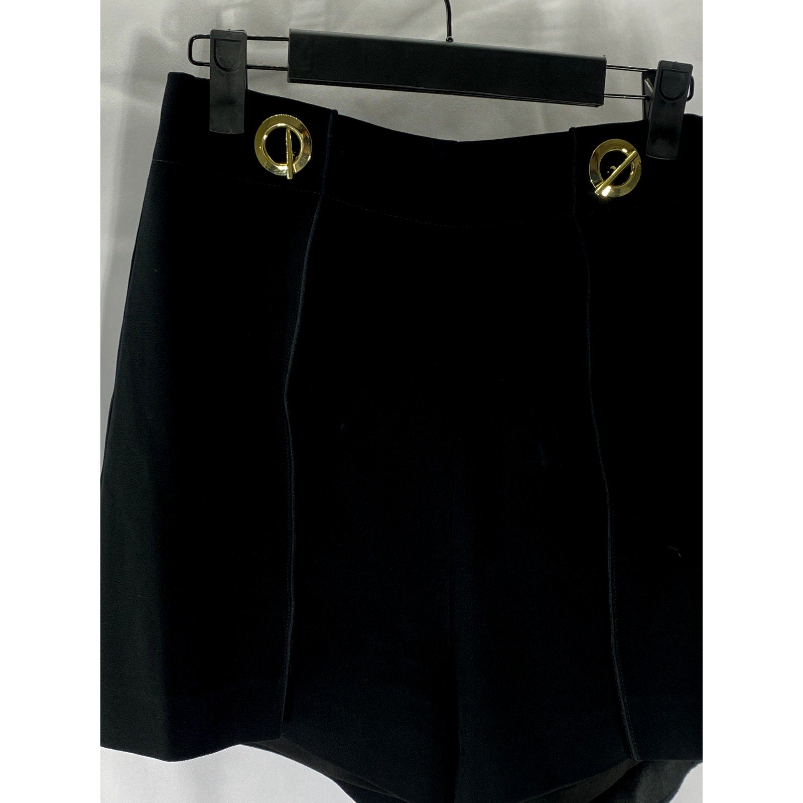 DEREK LAM 10 CROSBY Women's Black Solid Large Grommet-Detail Dress Shorts SZ 4