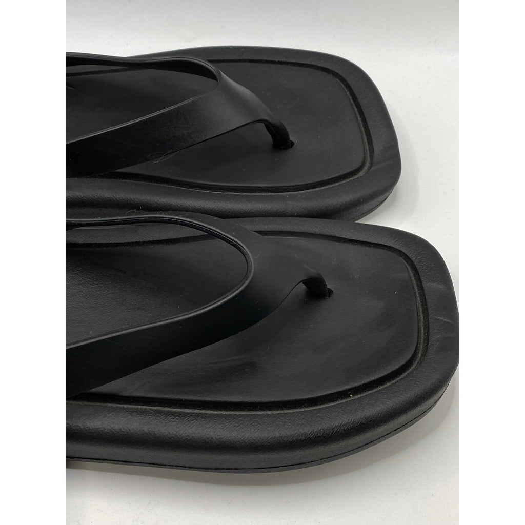 JEFFREY CAMPBELL Women's Black Darcie Platform Flip-Flop Sandals SZ 8