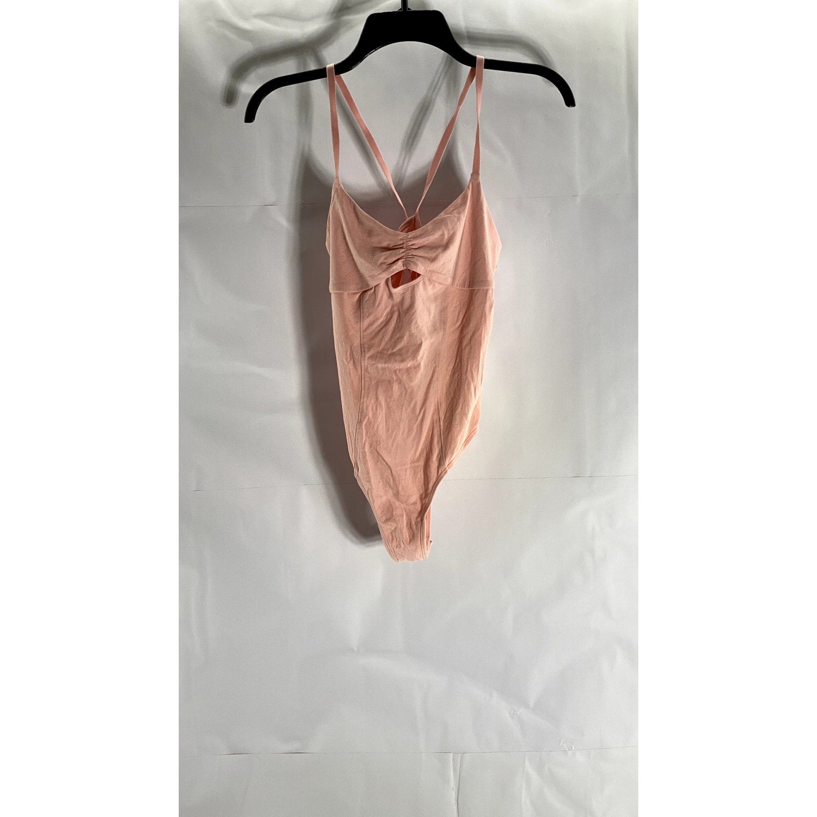 COLSIE Women's Pink Cutout Back Seamless Cross-Back Keyhole Thong Bodysuit SZ M