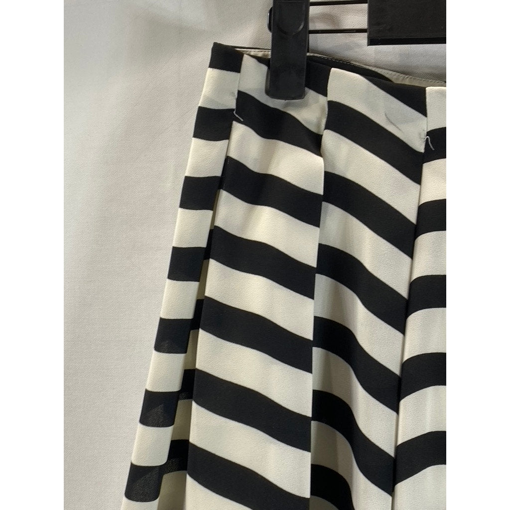BANANA REPUBLIC Women's Petite White/Black Striped Pleated Mini Skirt SZ 0/P
