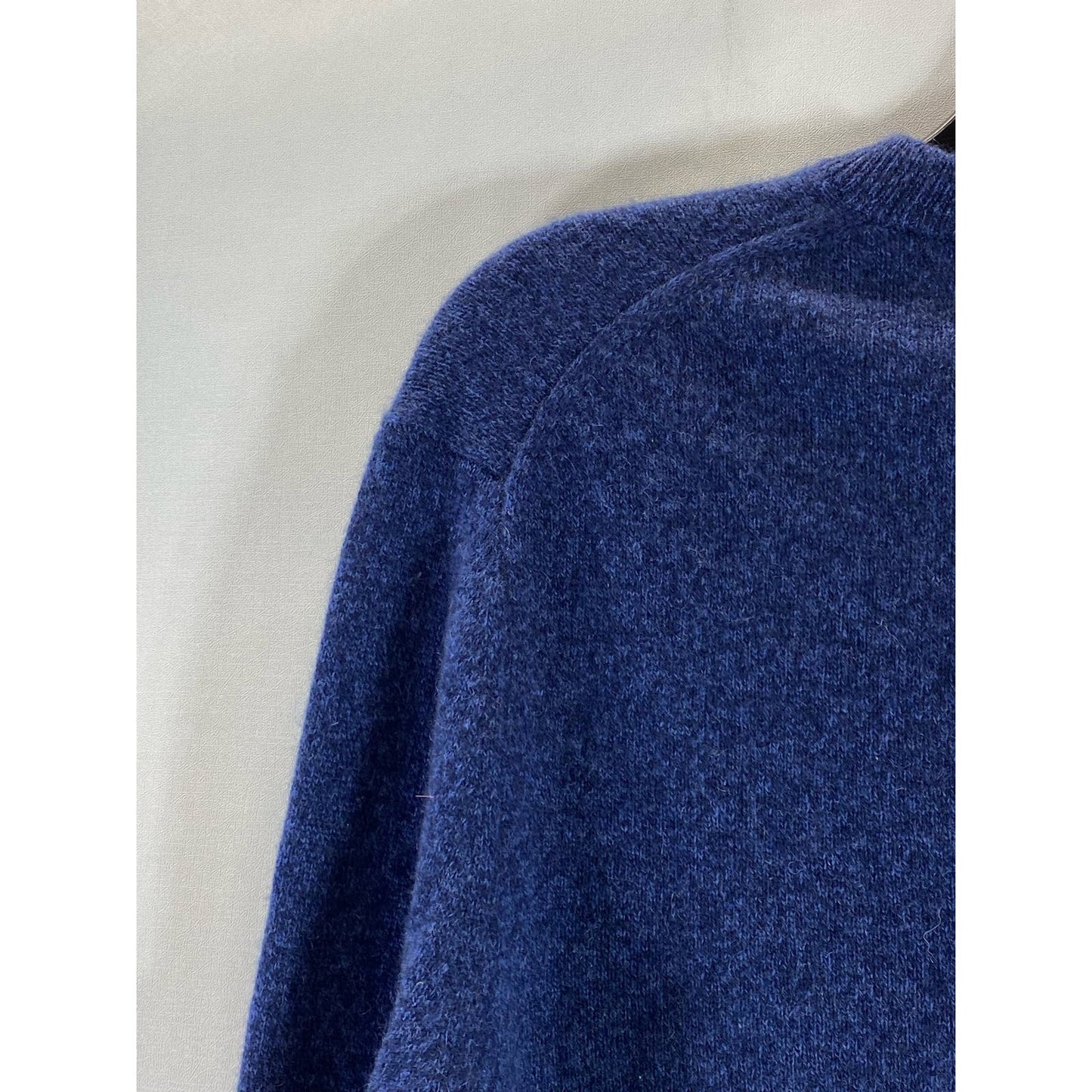 THE MEN'S STORE BLOOMINGDALES Men's Blue V-Neck Cashmere Pullover Sweater SZ S