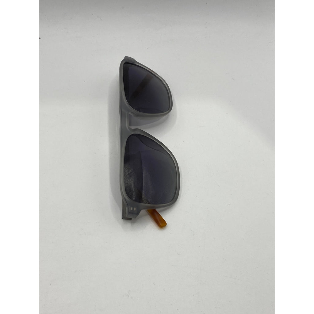 WMP Men's Gray Polarized Aviator One-Bridge Modern Square Lens Sunglasses