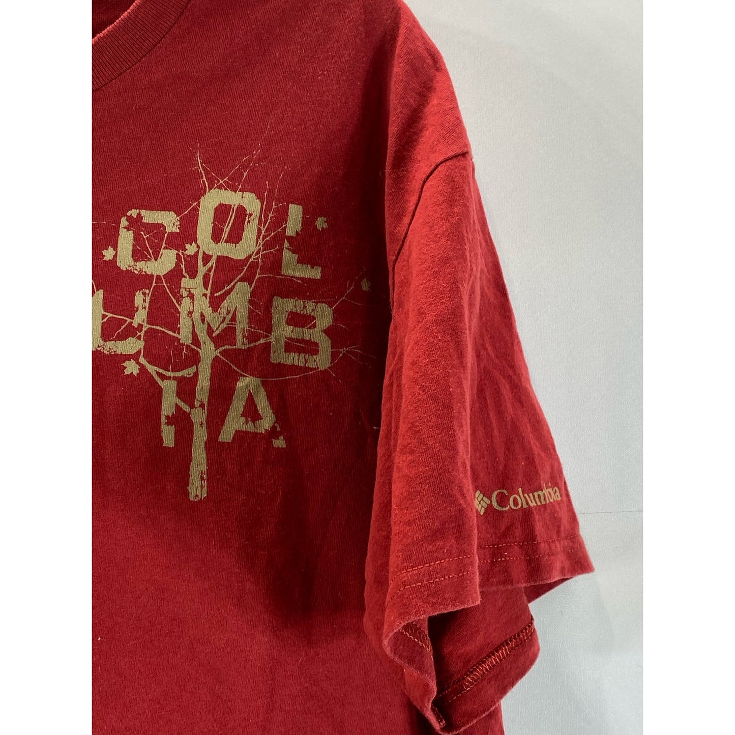 COLUMBIA Men's Red Logo Splatter Crewneck Regular-Fit Short Sleeve Shirt SZ L