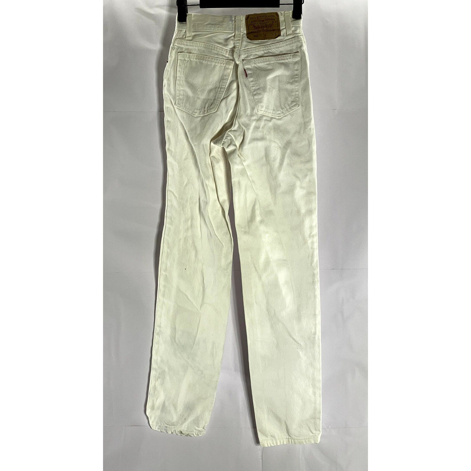 LEVI'S Women's White Vintage 501 Short Slim-Leg Button-Fly Five-Pocket Jean SZ23