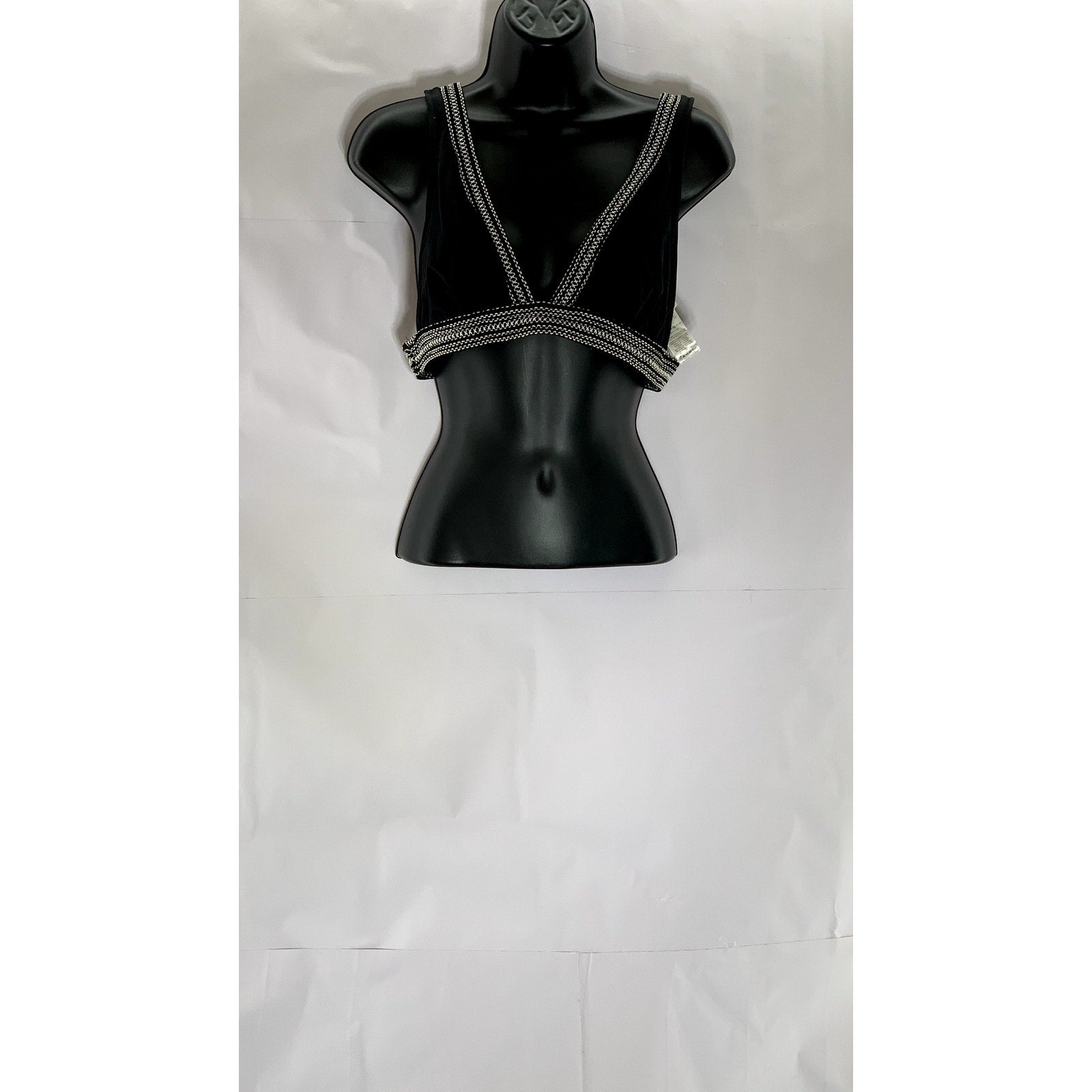 KISUII Women’s Black-White Overstitch V-Neck Pullover Bikini Top SZ M