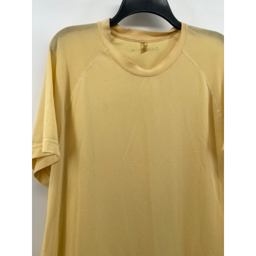 OUTDOOR VOICES Men’s Mustard Yellow Textured Crewneck Short Sleeve T-Shirt SZ L