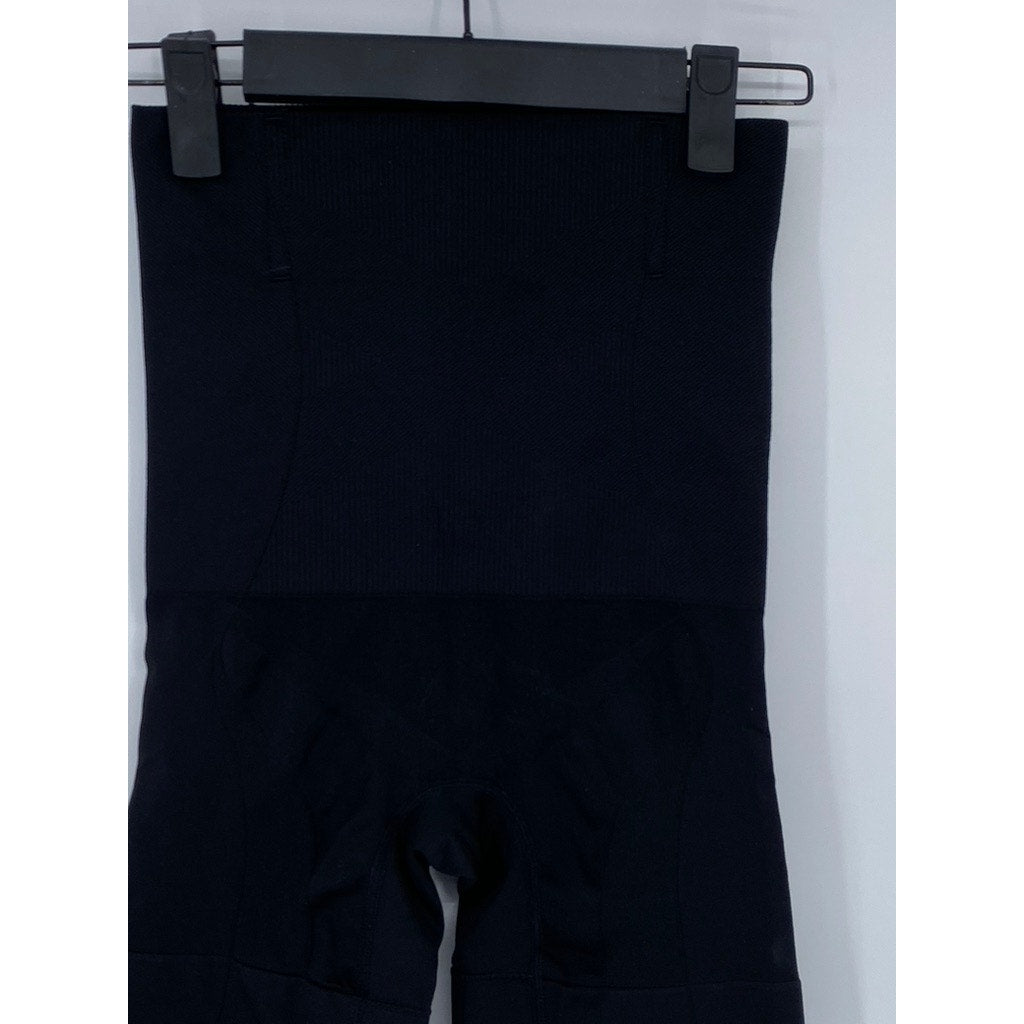 CURVE Women's Black Seamless Pull-On High-Rise Compression Shorts SZ L