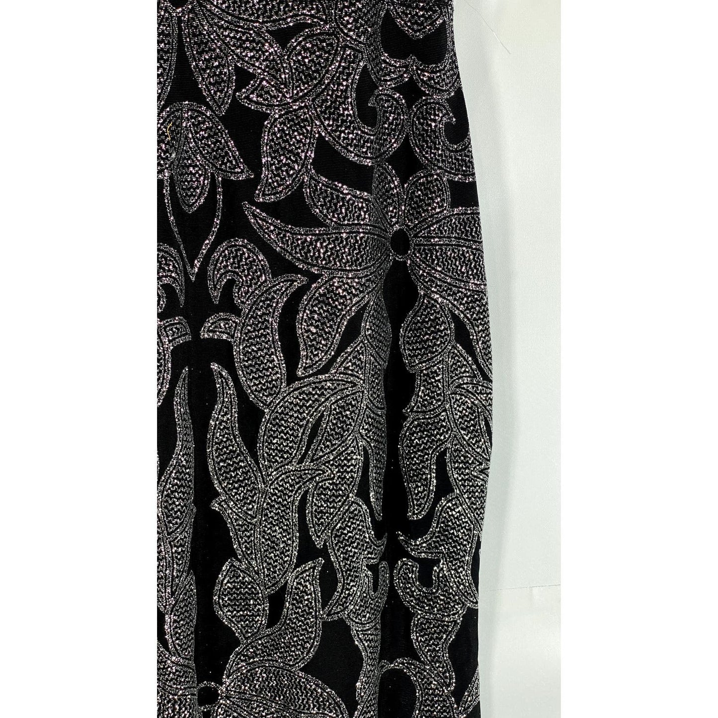 B&A By BETSY & ADAM Women's Black/Gunmetal Glitter-Print Mesh V-Neck Gown SZ 14