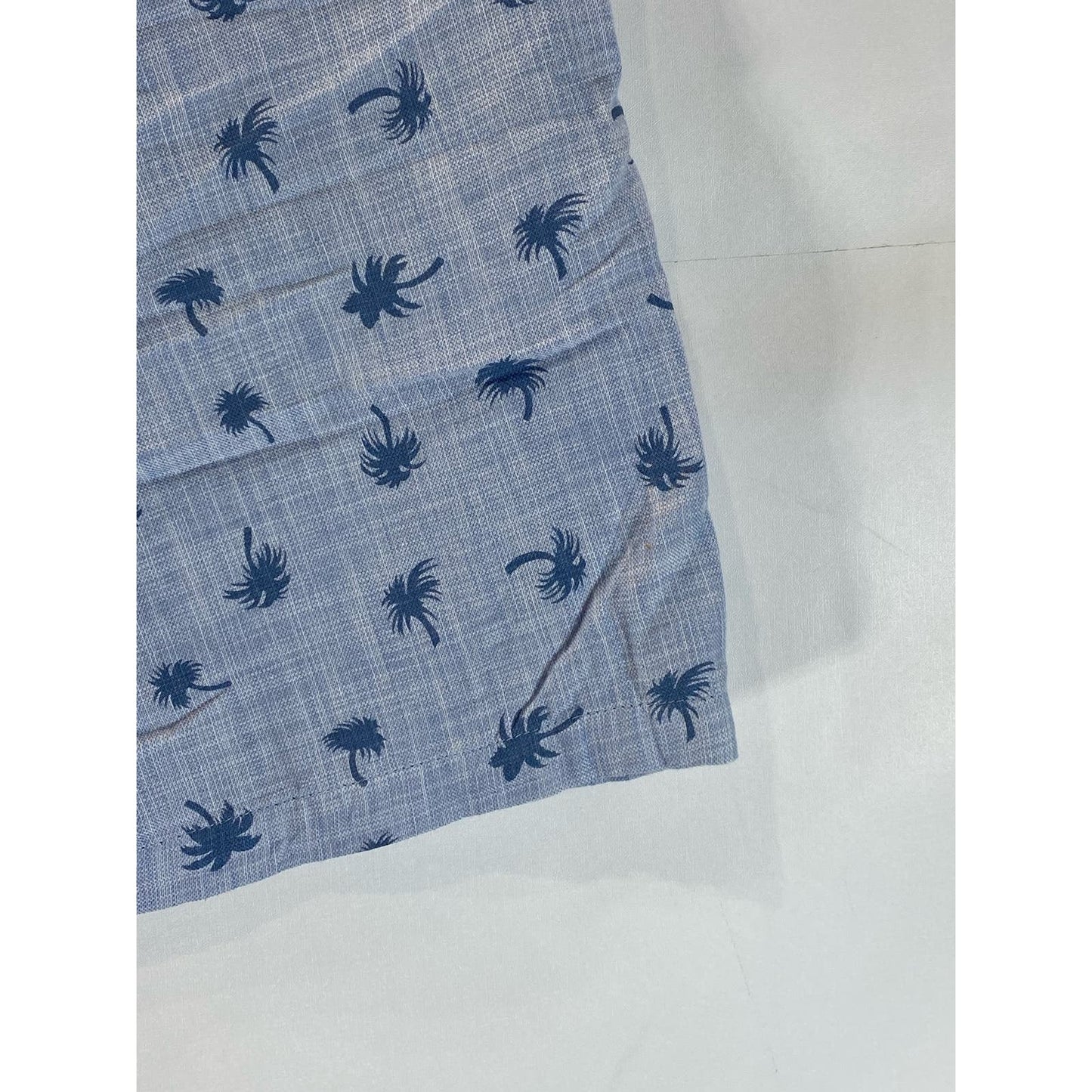 CLUB MONACO Men's Blue Palm Tree Print Maddox-Fit Shorts SZ 34