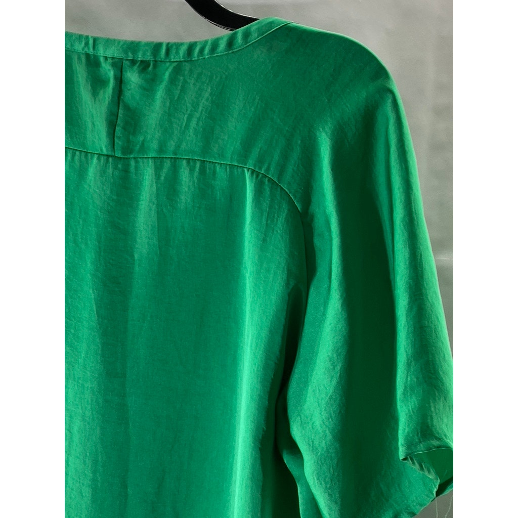 VIOLET & CLAIRE Women's Dark Green V-Neck Short Sleeve Side Slit Top SZ L