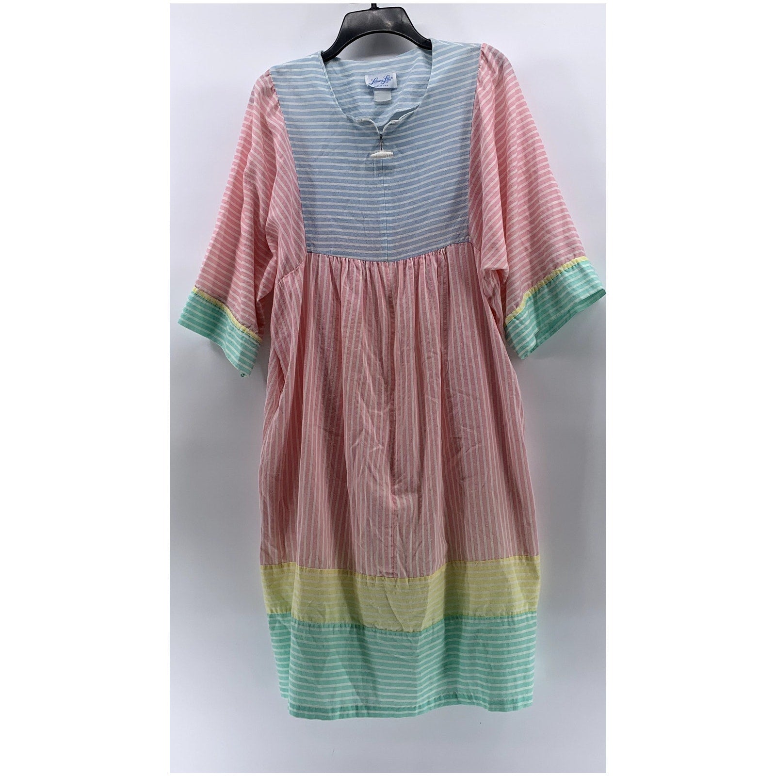 LEISURE LIFE Women's Vintage Pastel Multicolor Seersucker Striped Dress SZ M
