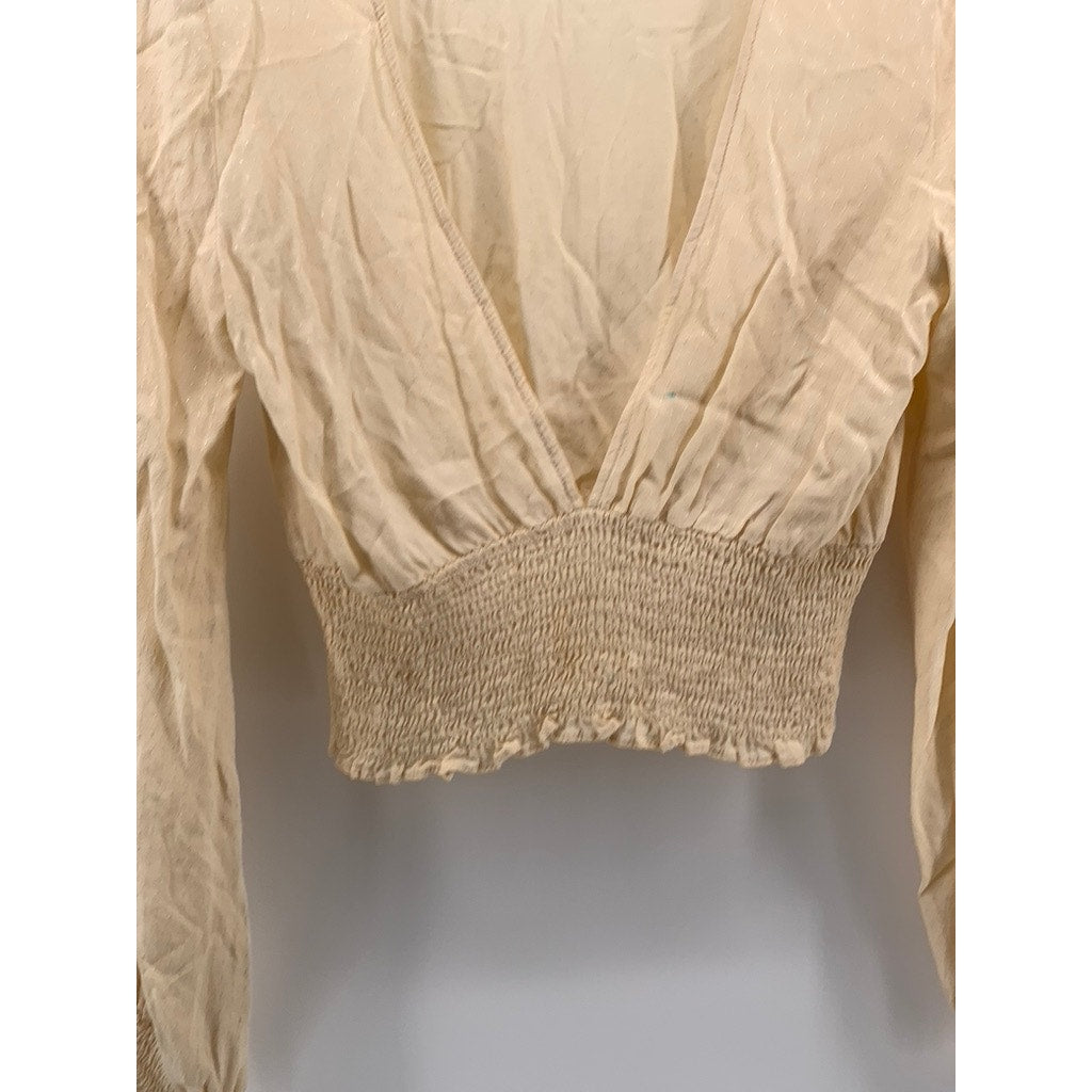 URBAN OUTFITTERS Women's Beige Ruth V-Neck Smocked Long Sleeve Cropped Top SZ M