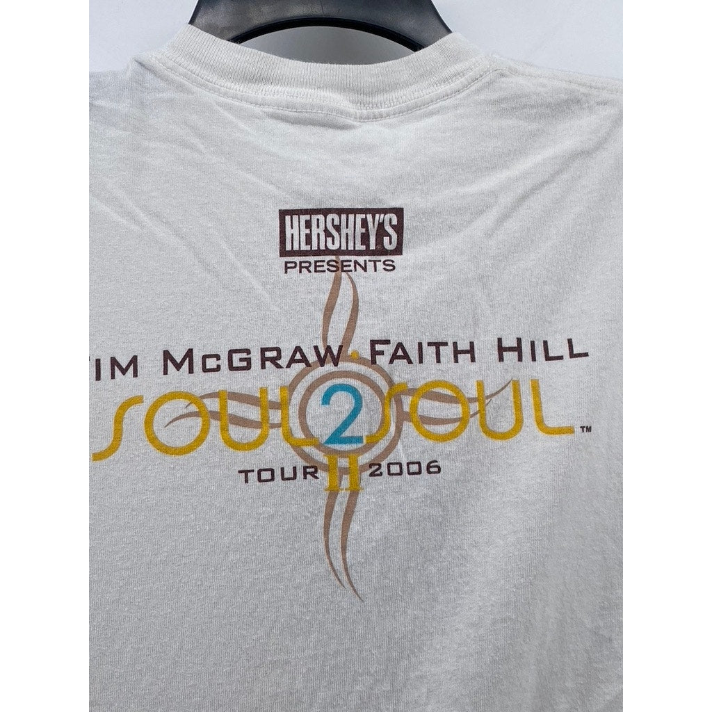UNBRANDED Women's White Tim McGraw & Faith Hill Soul2Soul Tour T-Shirt SZ M