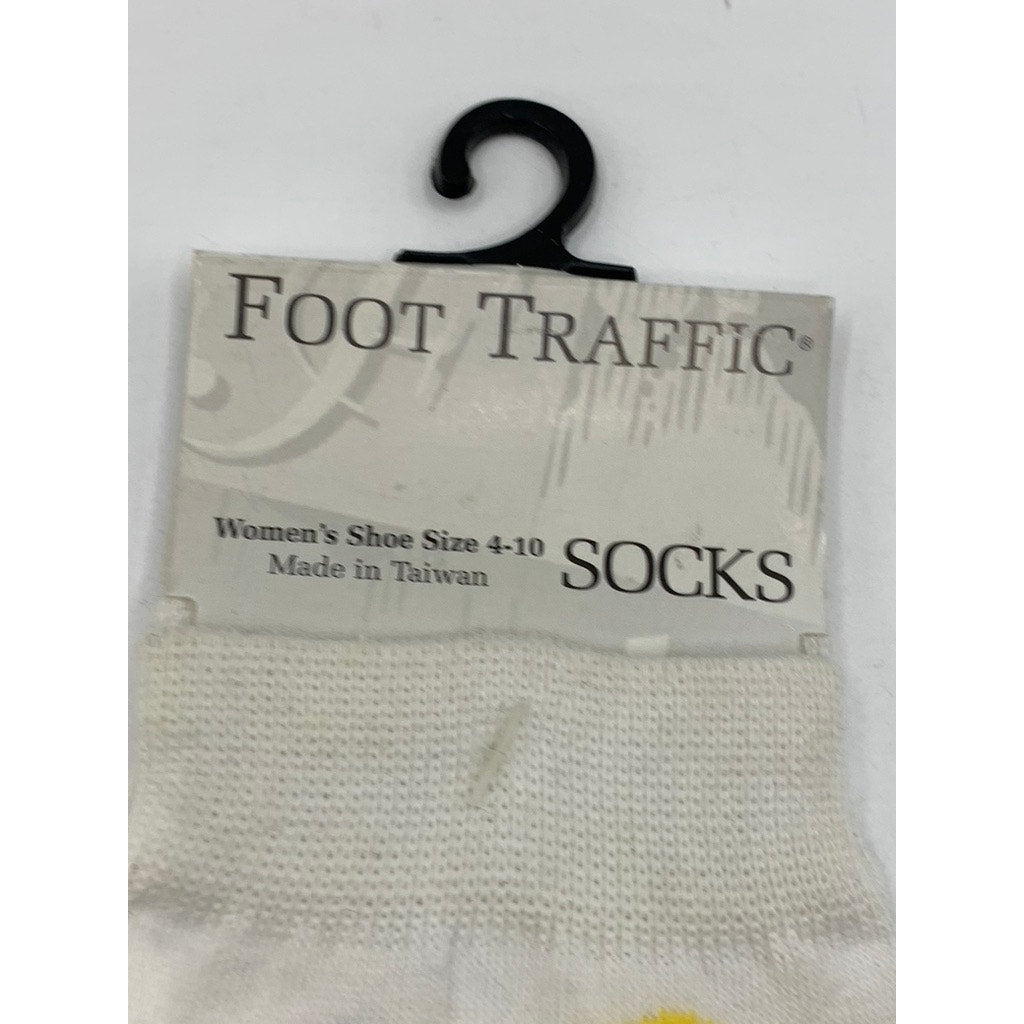 FOOT TRAFFIC Women's White Multi Sail Print Crew Socks SZ 4-10