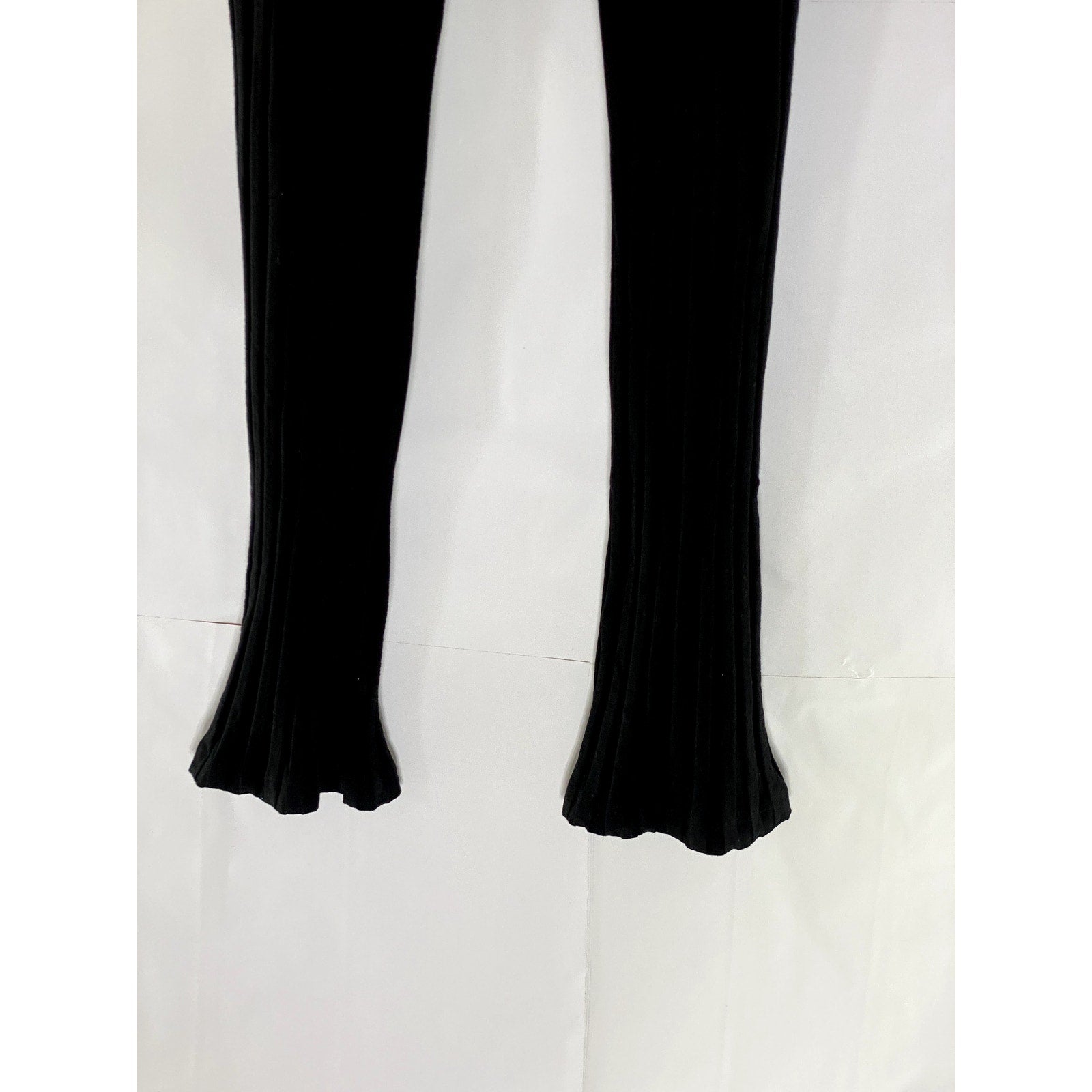 UNBRANDED Women's Black Ribbed Stretch Flare Pull-On Pant SZ S