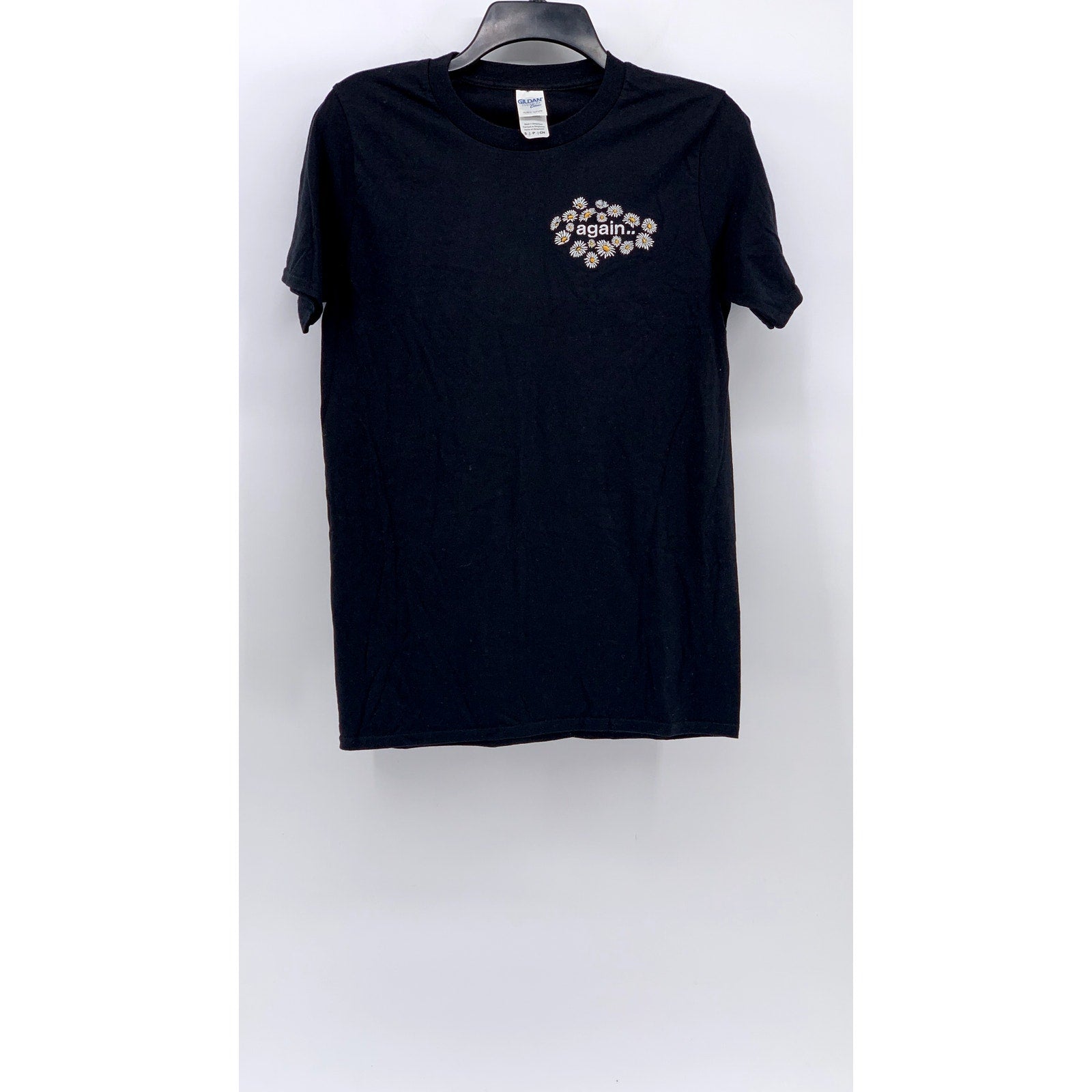 GILDAN Women's Black Daisy Embroidered Logo Crewneck Short Sleeve Top SZ S