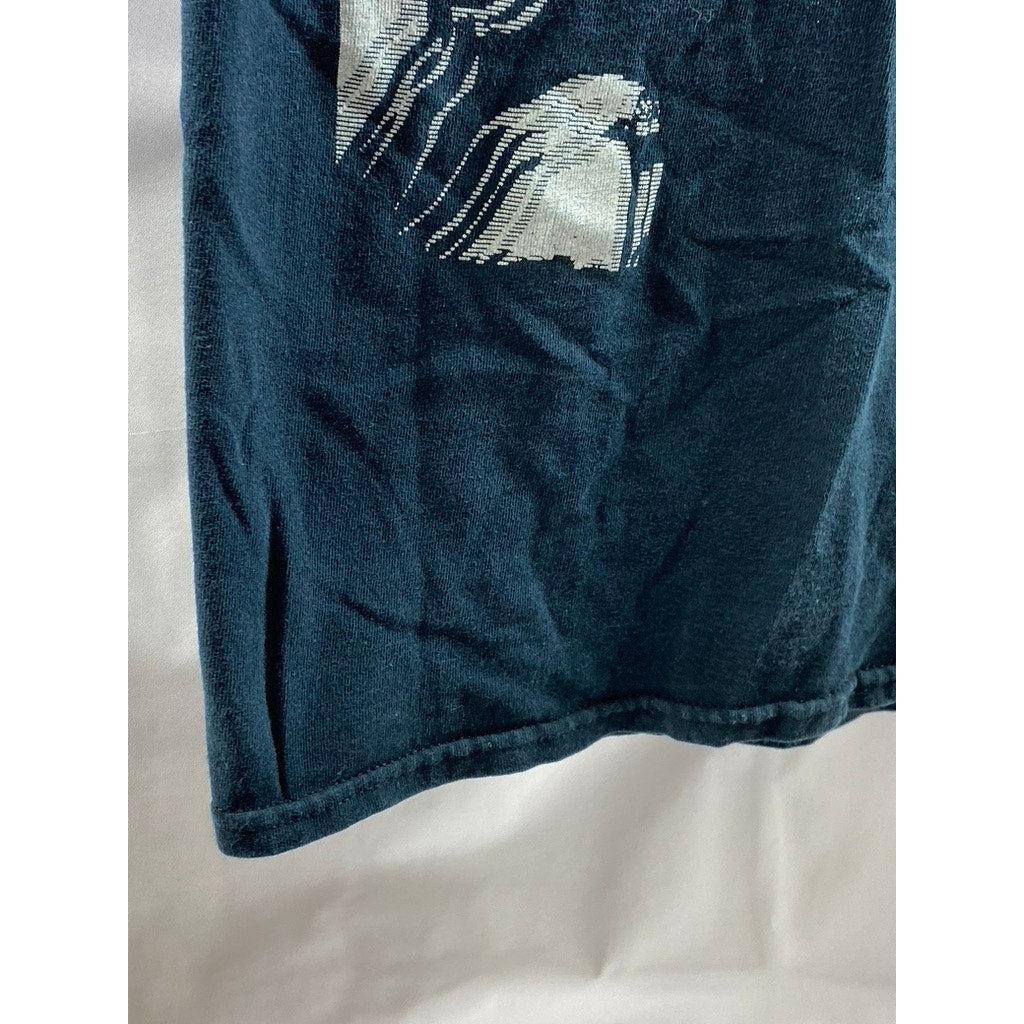 GILDAN Men's Navy Blue Crewneck Graphic Heavy Cotton Short Sleeve T-Shirt SZ S