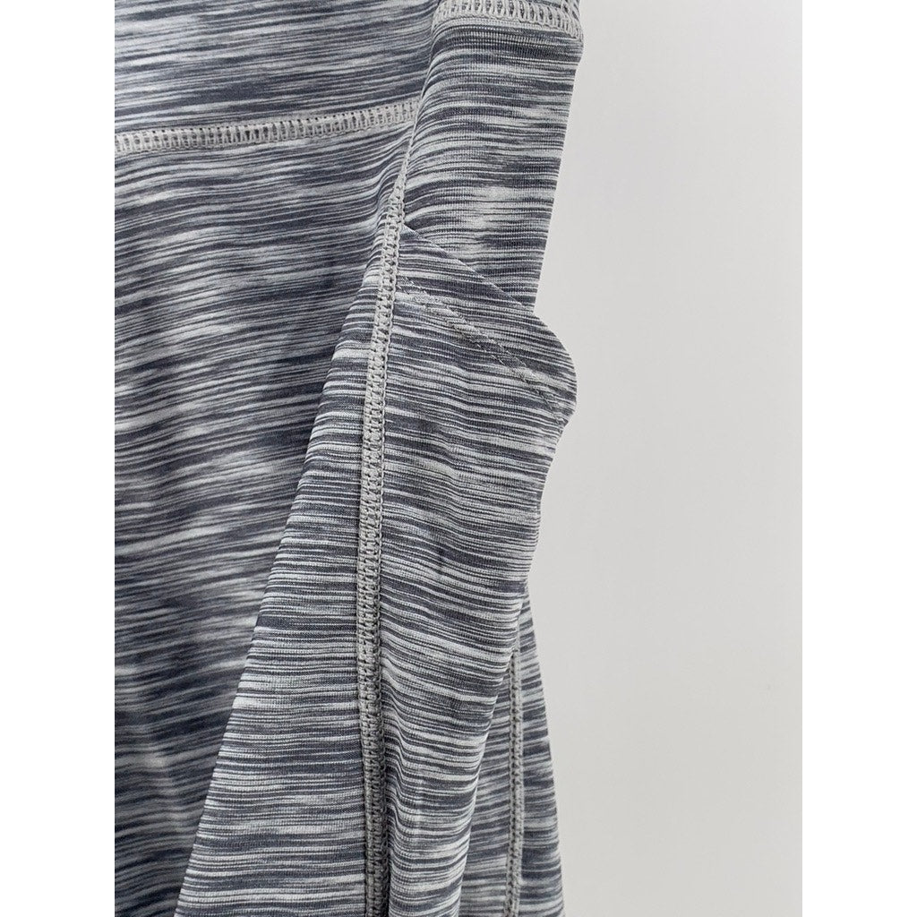 UNBRANDED Women's Gray Printed Cropped Leggings SZ 2XL