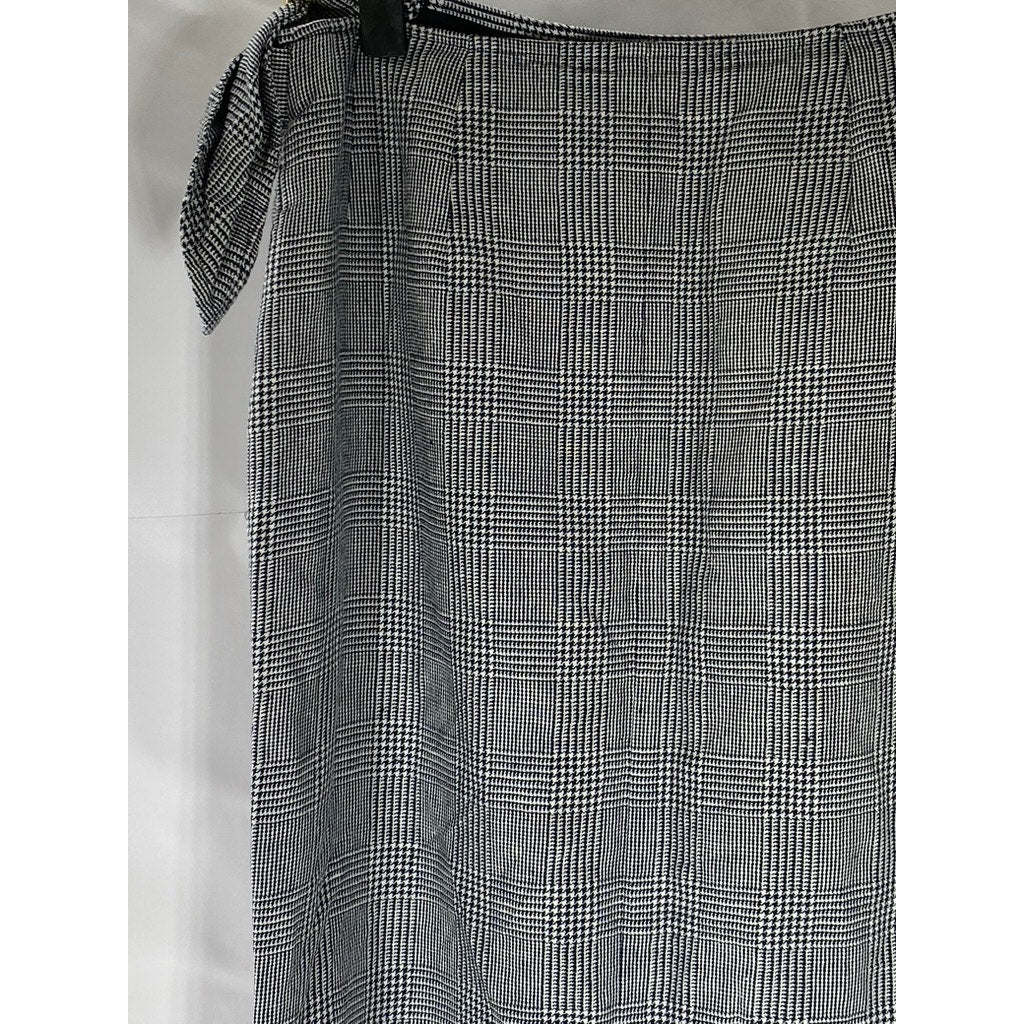 LAUREN RALPH LAUREN Women's Petite Vintage Black-White Plaid Wrap Skirt SZ 6P