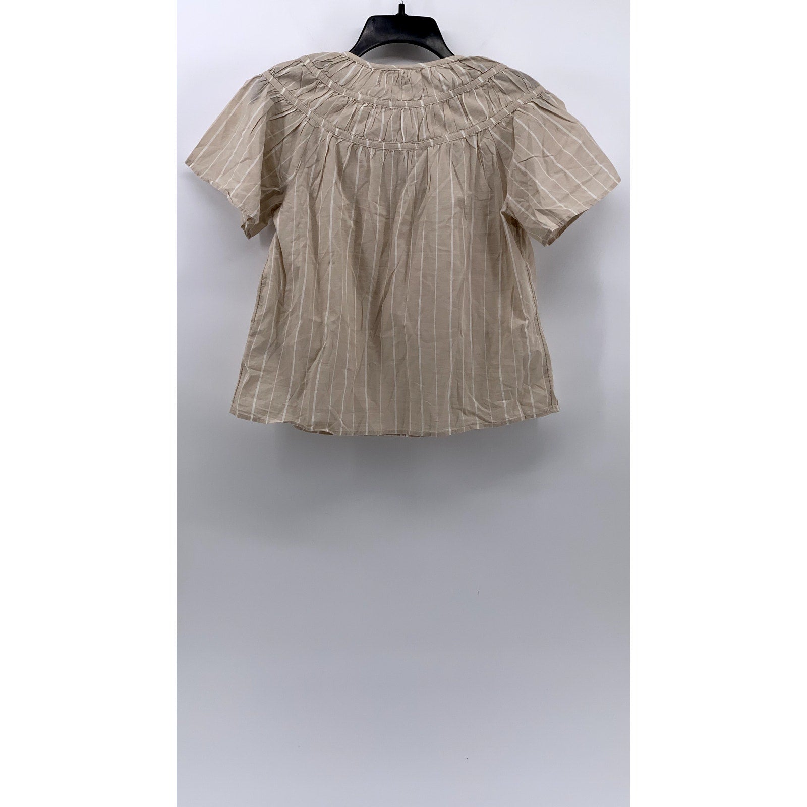 OLD NAVY Women's Beige-White Striped Shirred Flutter-Sleeve Keyhole Top SZ S